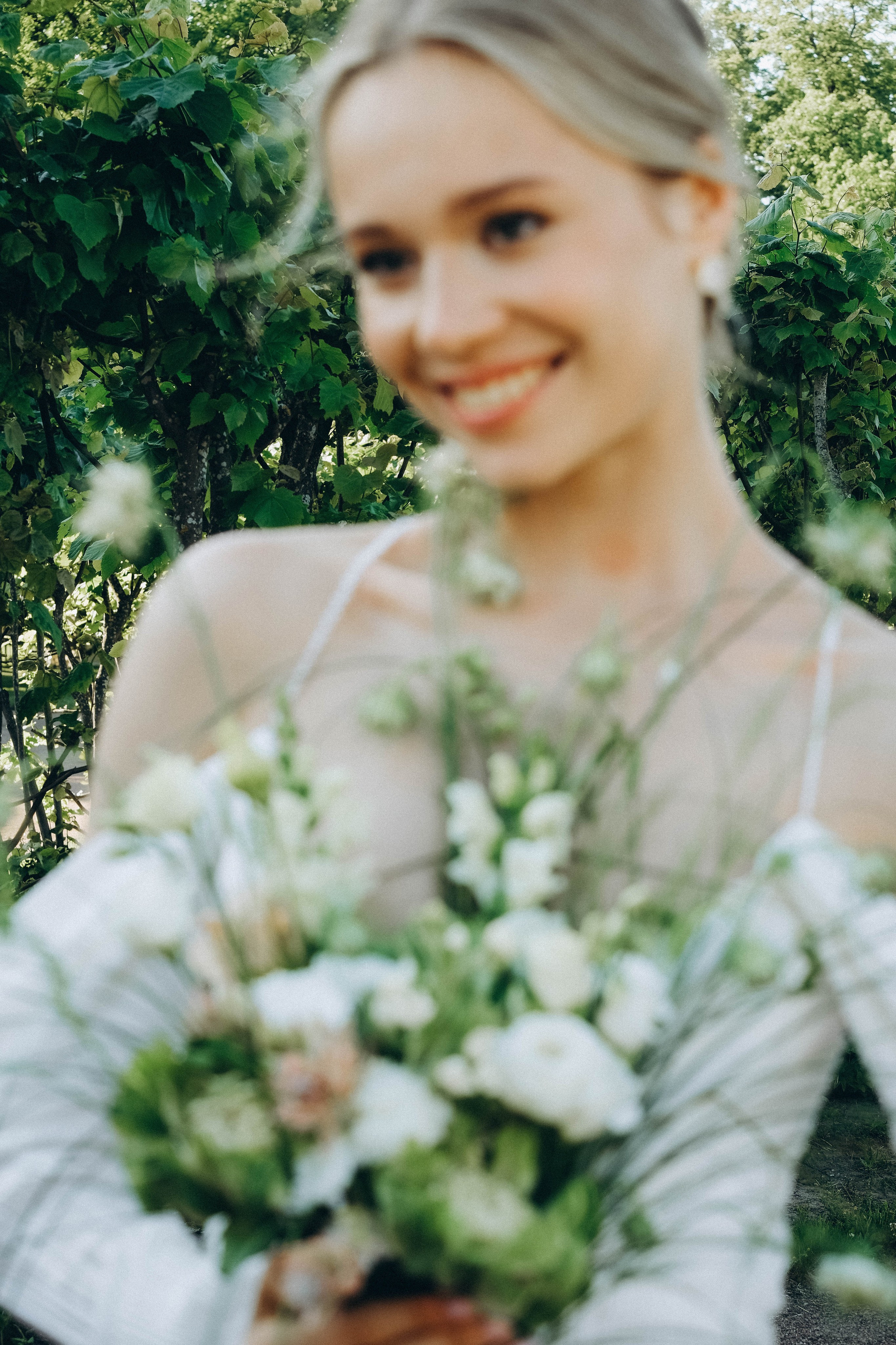 СВАДЕБНАЯ СЬЕМКА В ПАРКЕ ОРАНИЕНБАУМ. Профессиональный фотограф, Санкт-Петербург — Виктория Богомолова