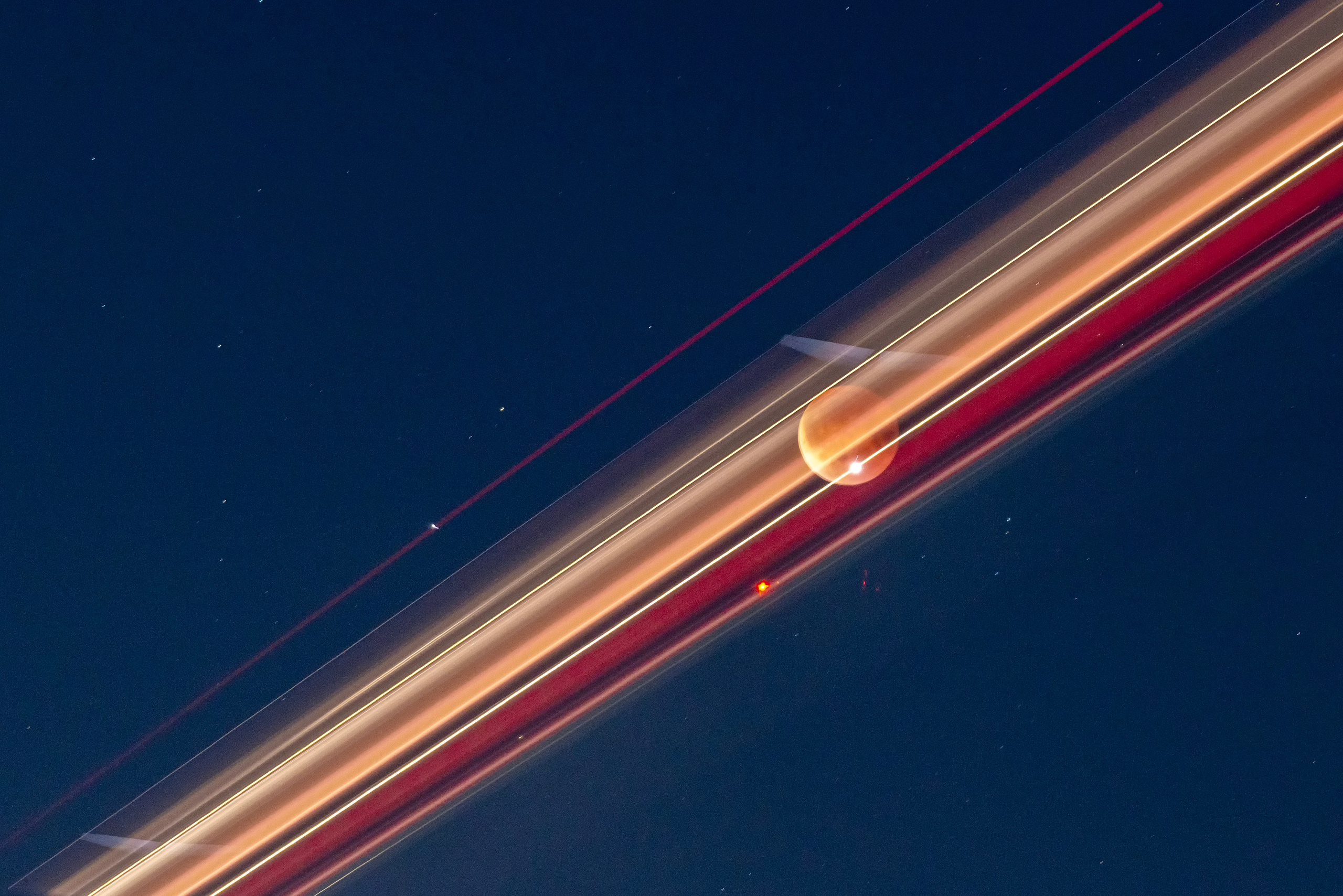 Авиация: самолеты, вертолеты, небесные зарисовки. От прошлого к будущему авиации через фотографию