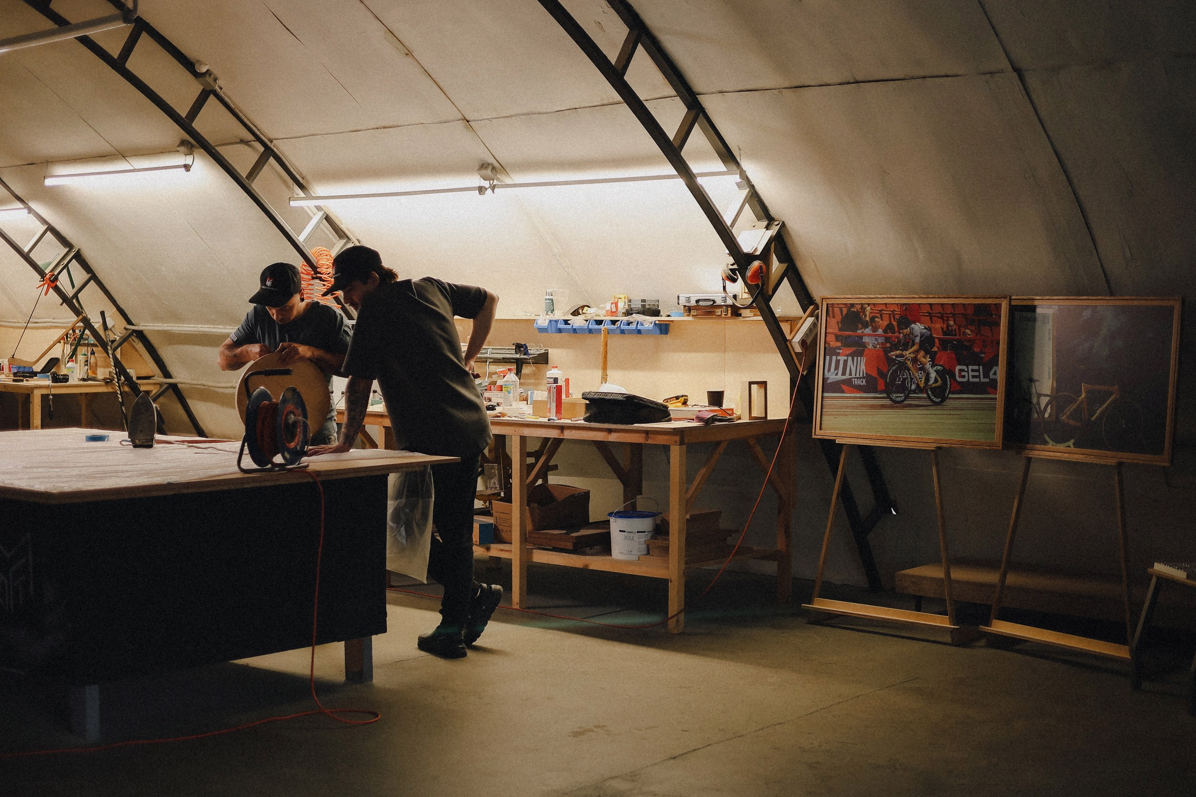 Контент-съемка производства Loft Monopoly. Свадебный фотограф Великий Новгород Станислав Кособудский