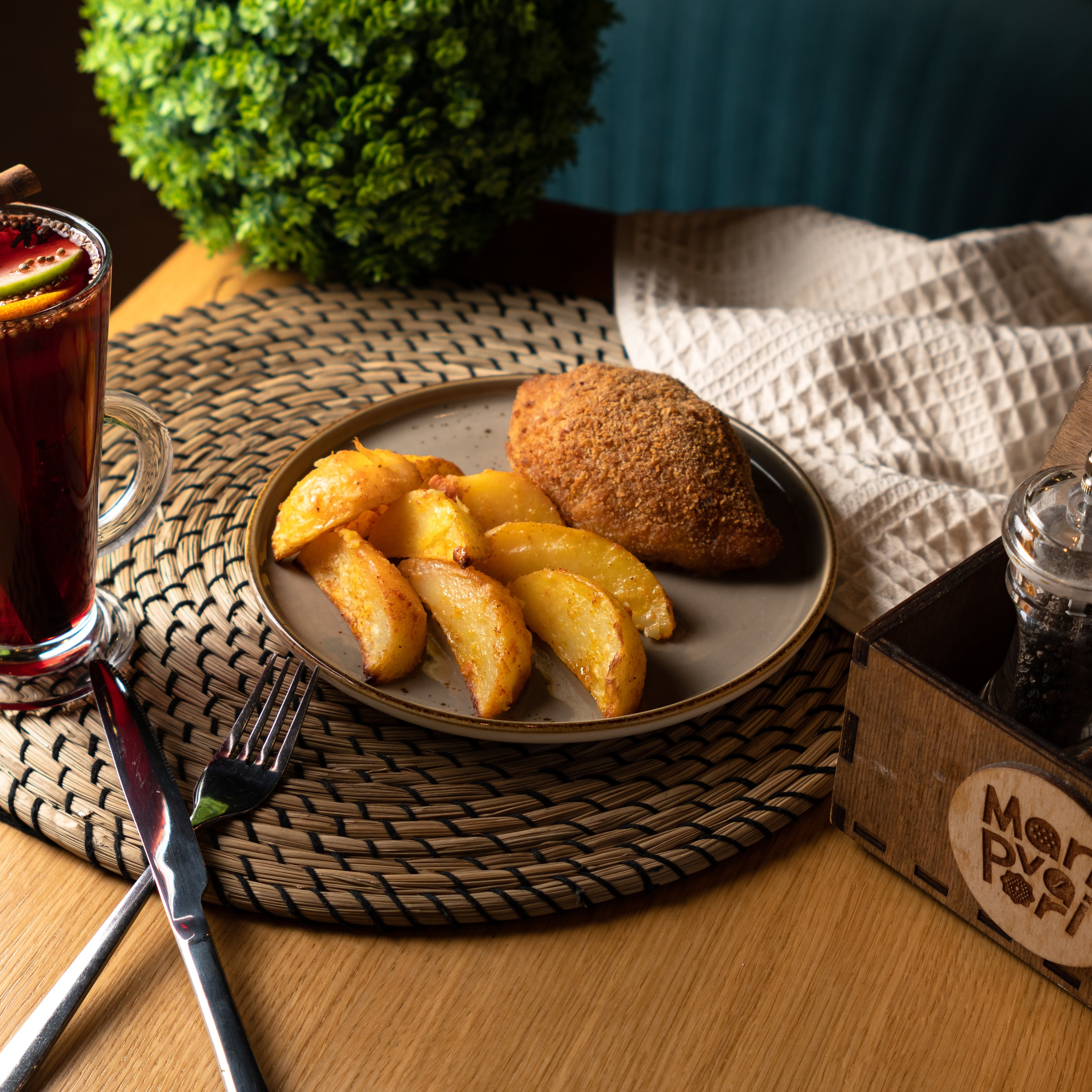 MARI. Фотограф Великий Новгород Артем Чернецкий