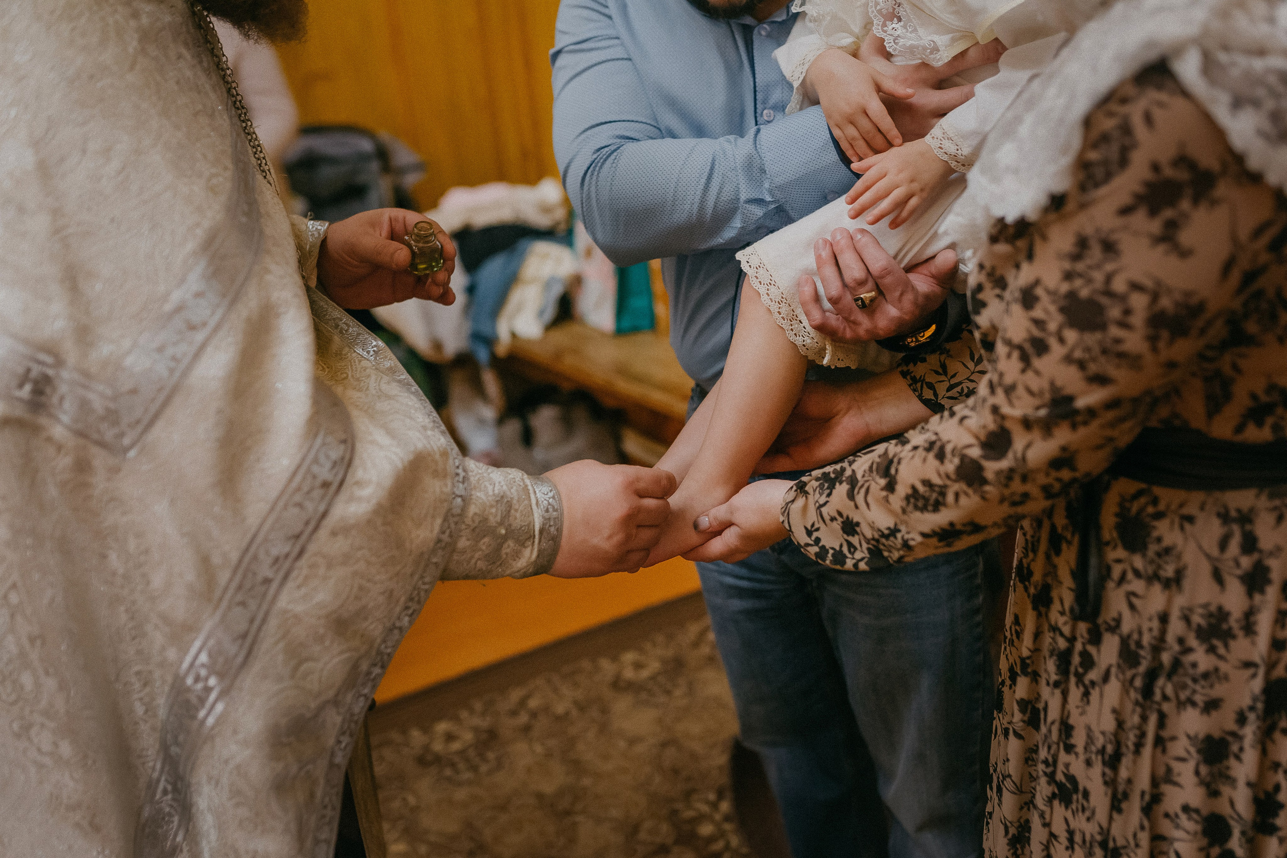 Крещение Таисии и Льва. Храм в честь Святителя Николая. п.Белый Яр. Семейный фотограф в Сургуте