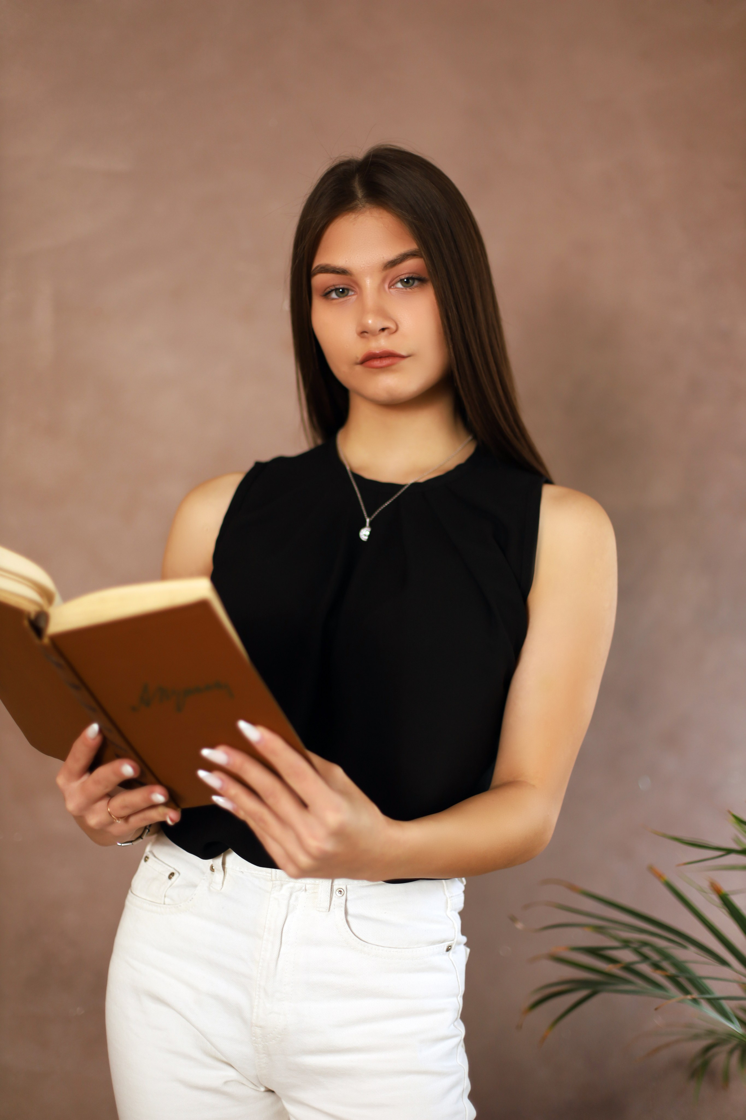 ФОТОСЕССИЯ ДЛЯ ВЫПУСКНИКОВ 35 ШКОЛЫ Г. ТАГАНРОГА. Выпускные альбомы в Таганроге и Ростовской Области