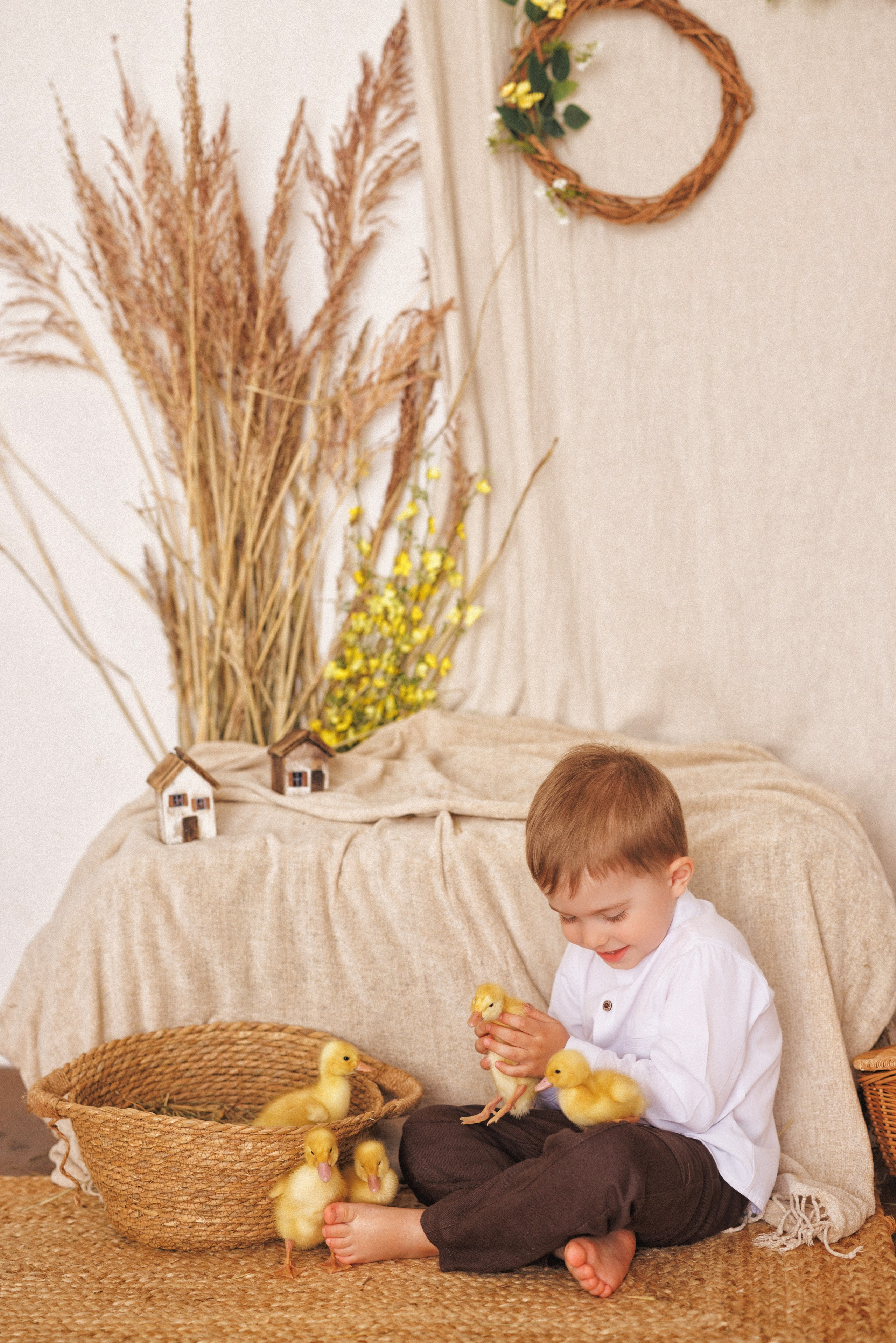 Пасхальная фотосессия в фотостудии «Mestone». Семейный и детский фотограф в Краснодаре Анна Трашкова