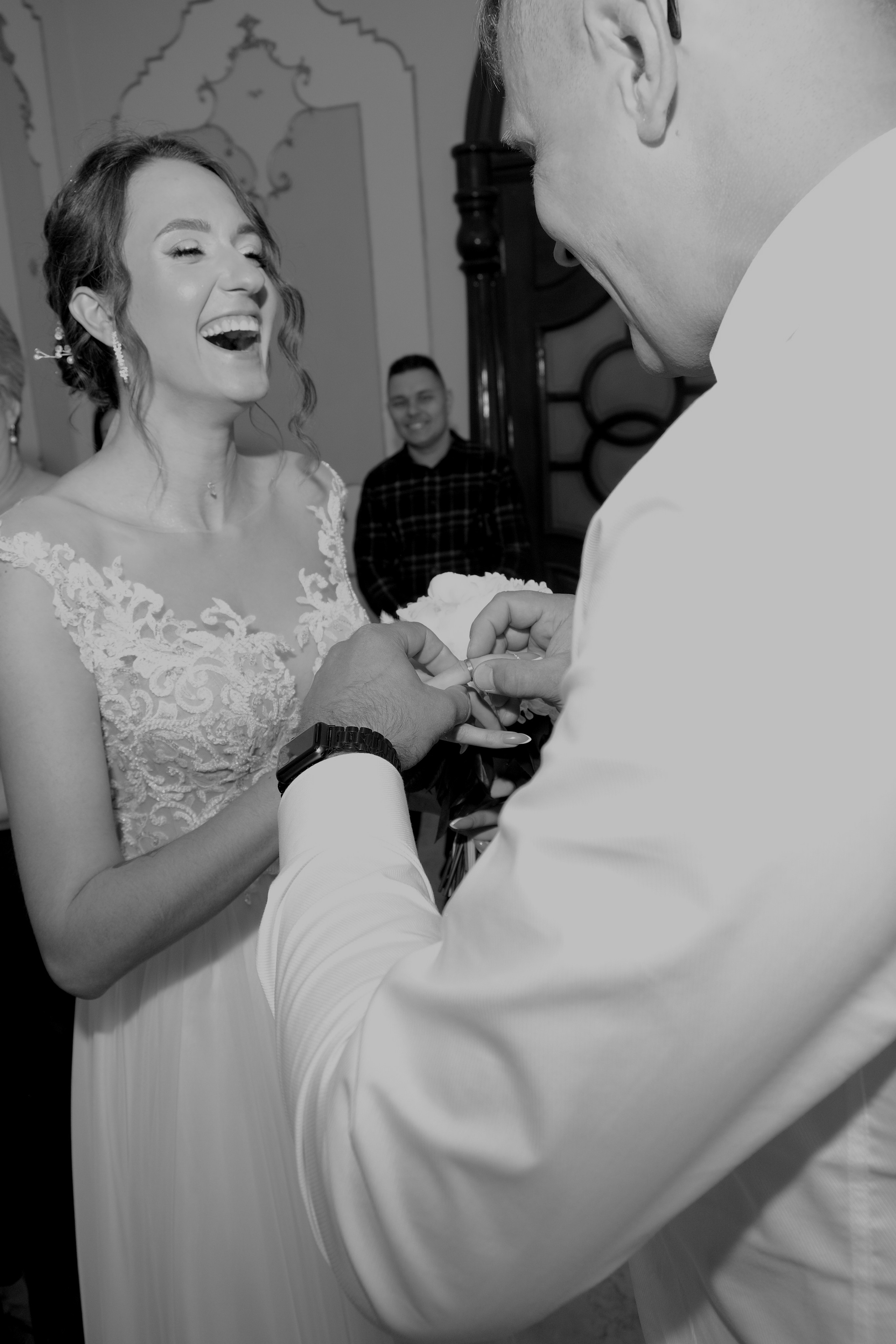 Свадебная фотосессия. Разные. Красивые фотографии. Профессиональная фотосъемка в Крыму. Натуральные эмоции и живые кадры. Забронируйте дату прямо сейчас!