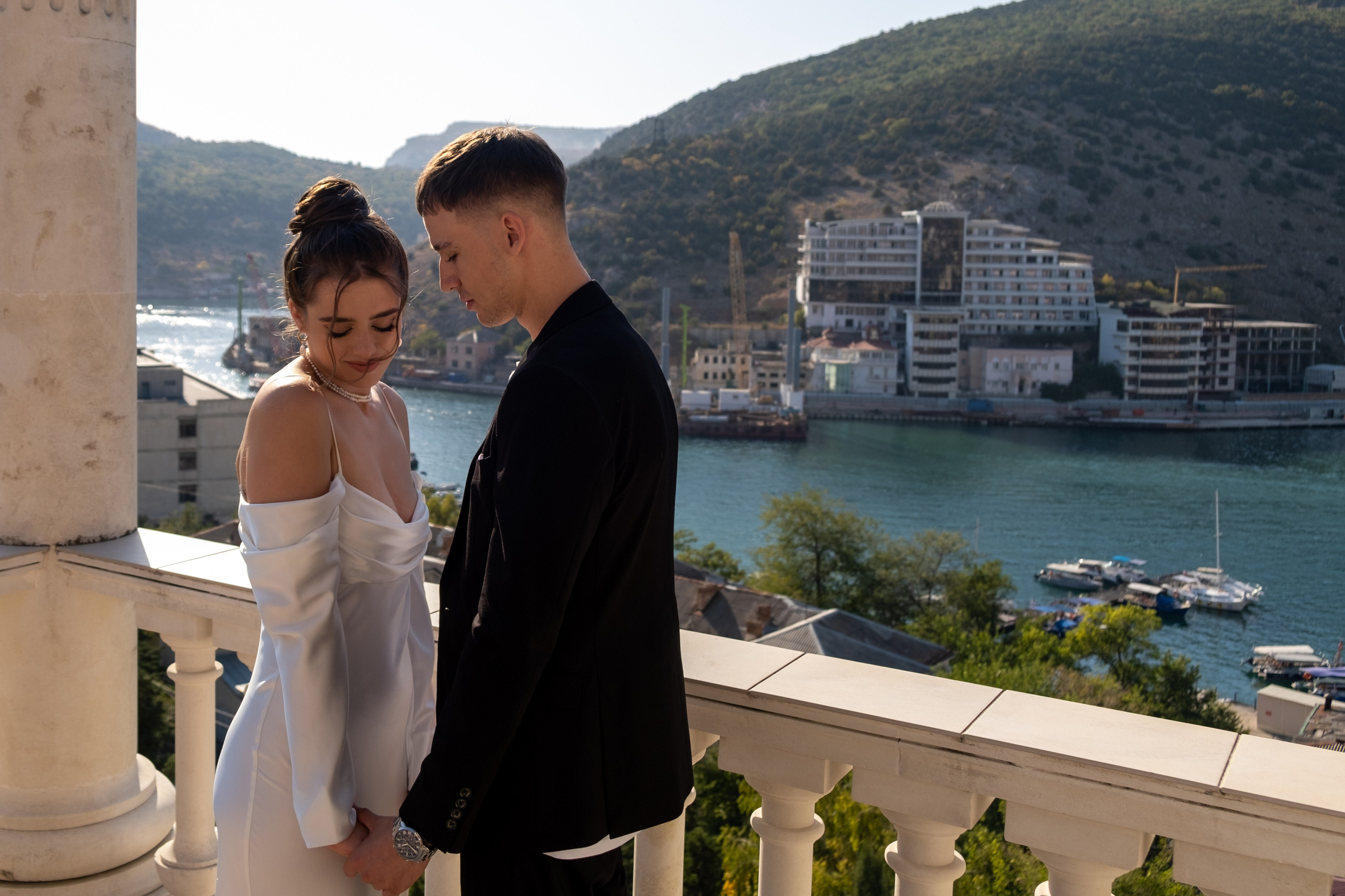 Как сэкономить на свадьбе, бюджетная свадьба в Крыму, недорогая свадьба без потерь. Профессиональная фотосъемка в Крыму. Натуральные эмоции и живые кадры. Забронируйте дату прямо сейчас!