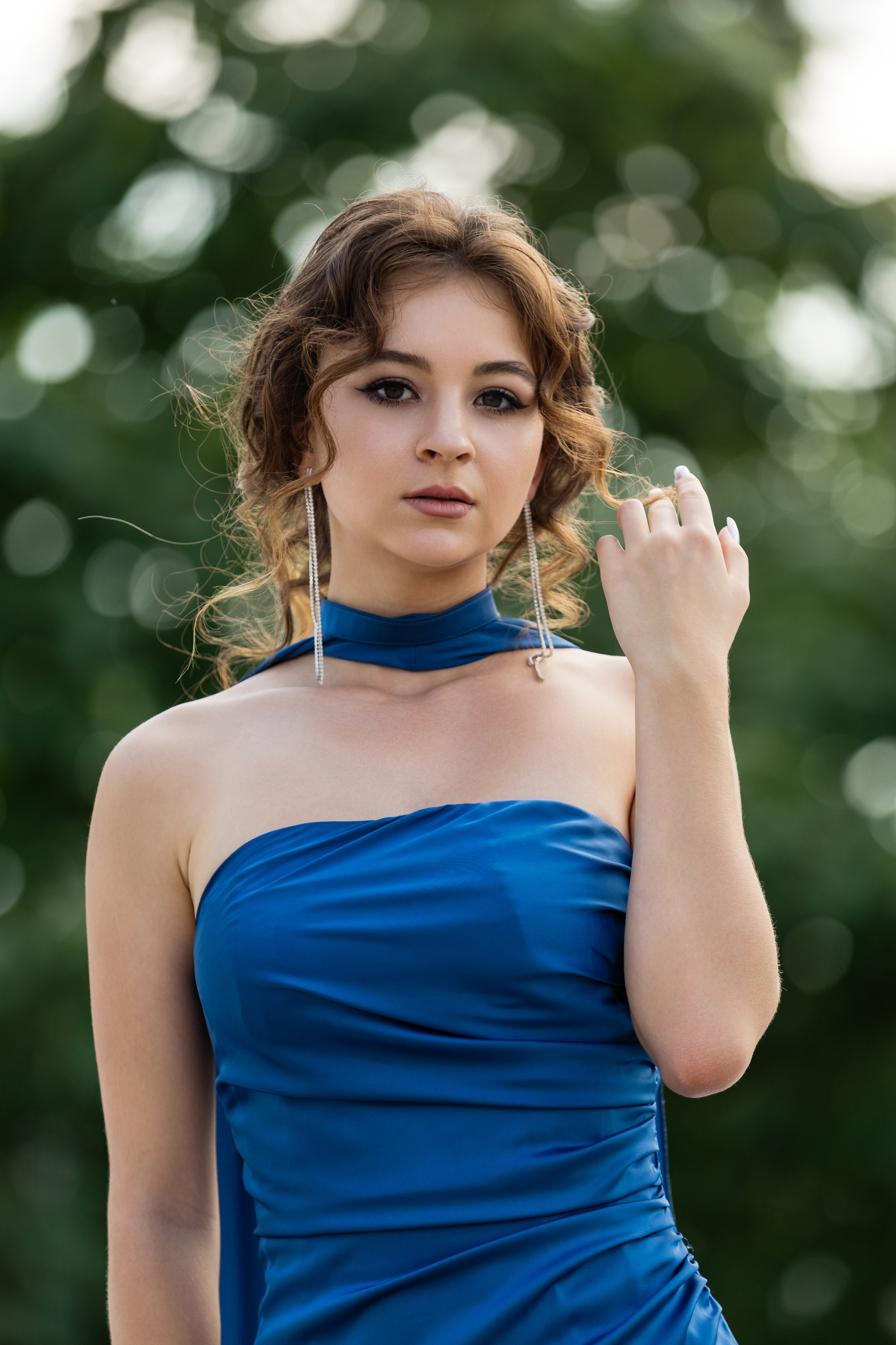 Фотосессия девушек выпускниц в вечерних платьях. Свадебный фотограф, фотосъемка в Крыму, Севастополе, Симферополе, Ялте