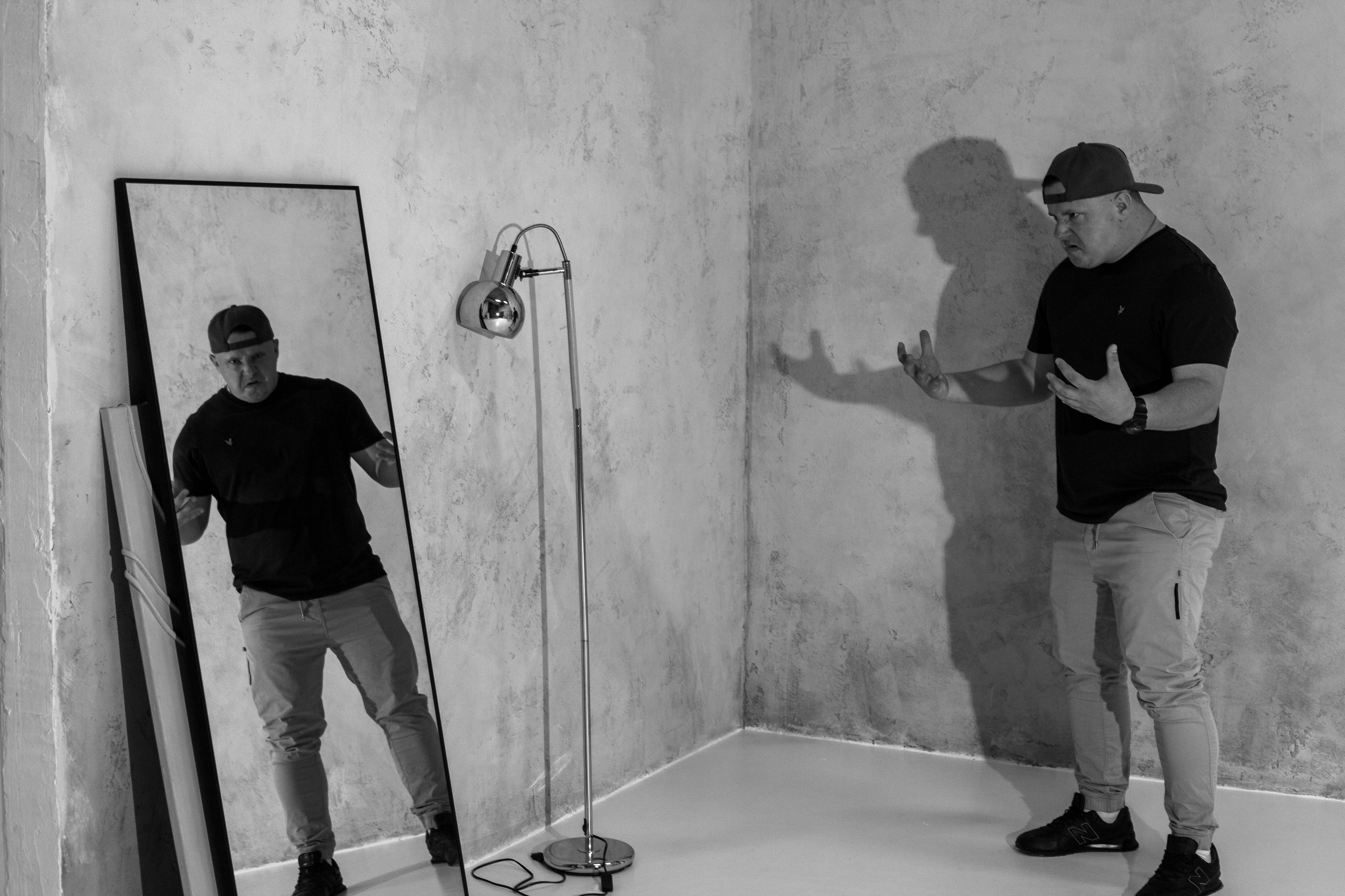 Студия. Уличный фотограф Города N