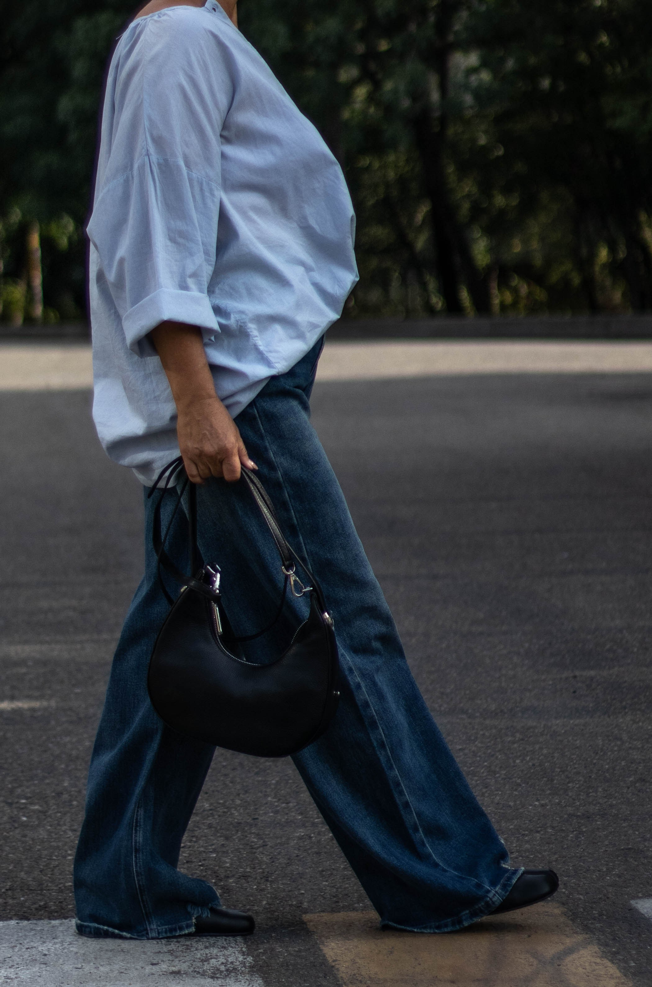 «Она среди улиц: лёгкость и стиль». Уличный фотограф Города N