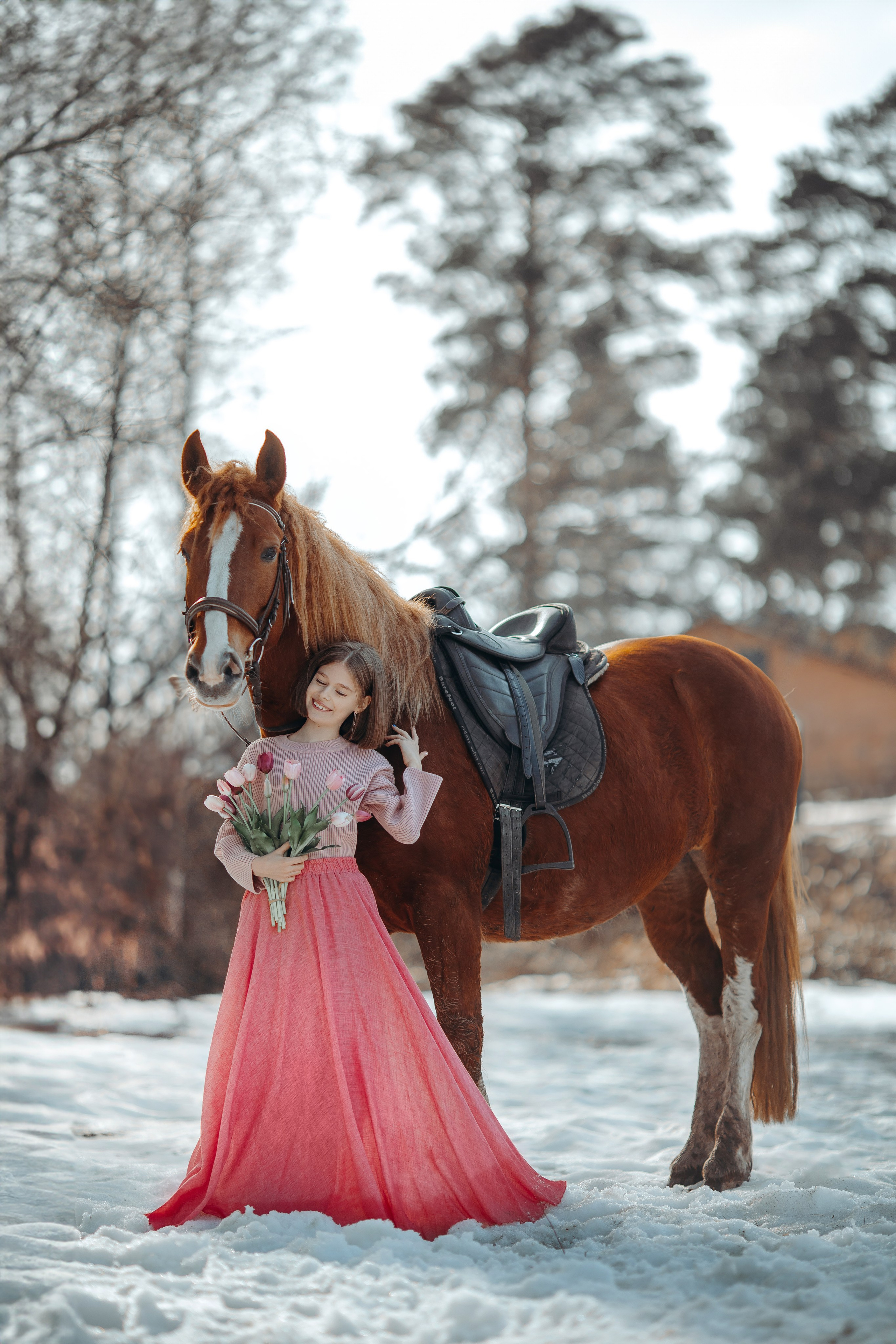 Розовая юбка до 46. По длине хорошо подходит девочкам. 