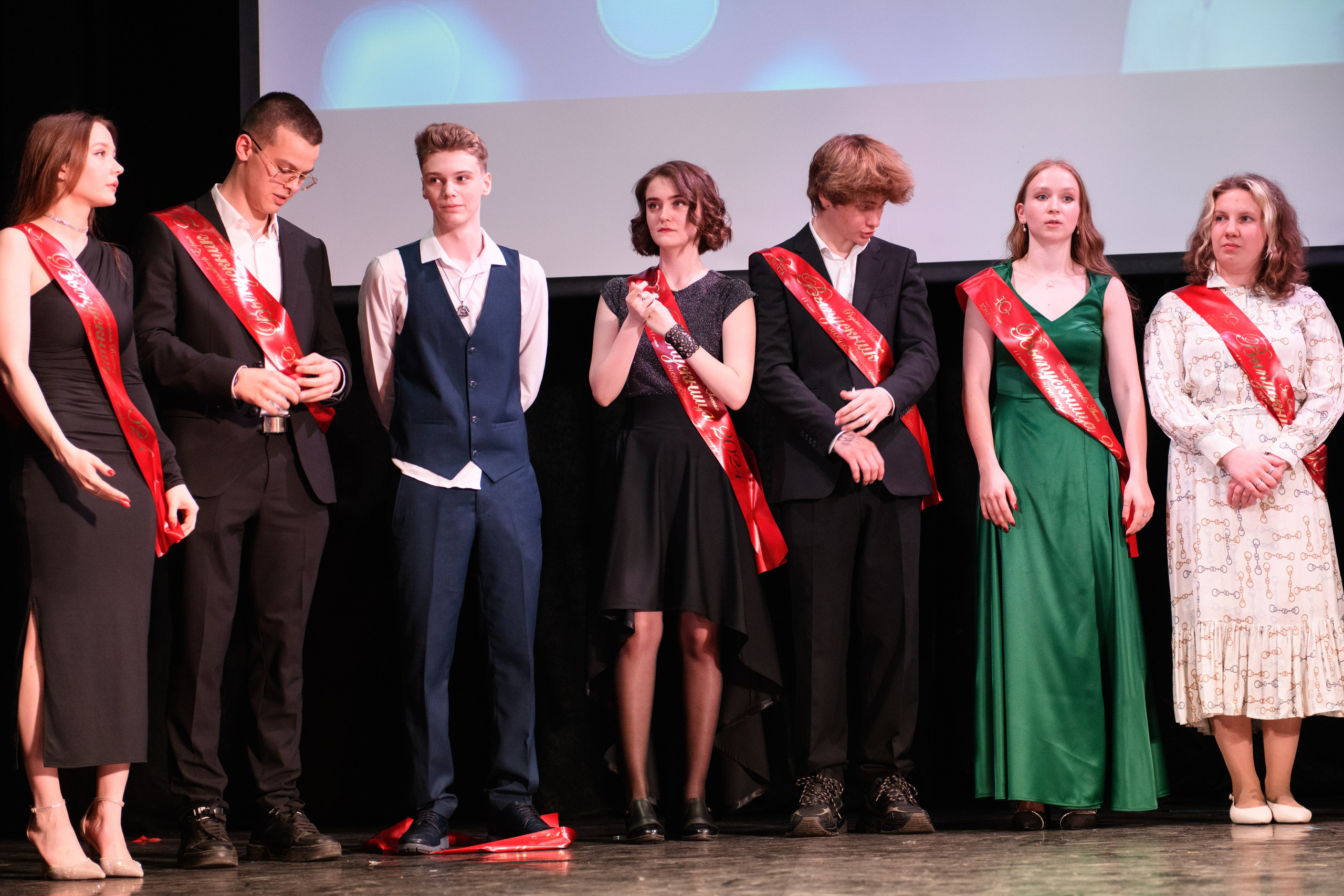 Фотосъёмка торжественного вечера выпускников. Организация и проведение фотосъемок в Санкт-Петербурге. Фотограф Смирягин Илья