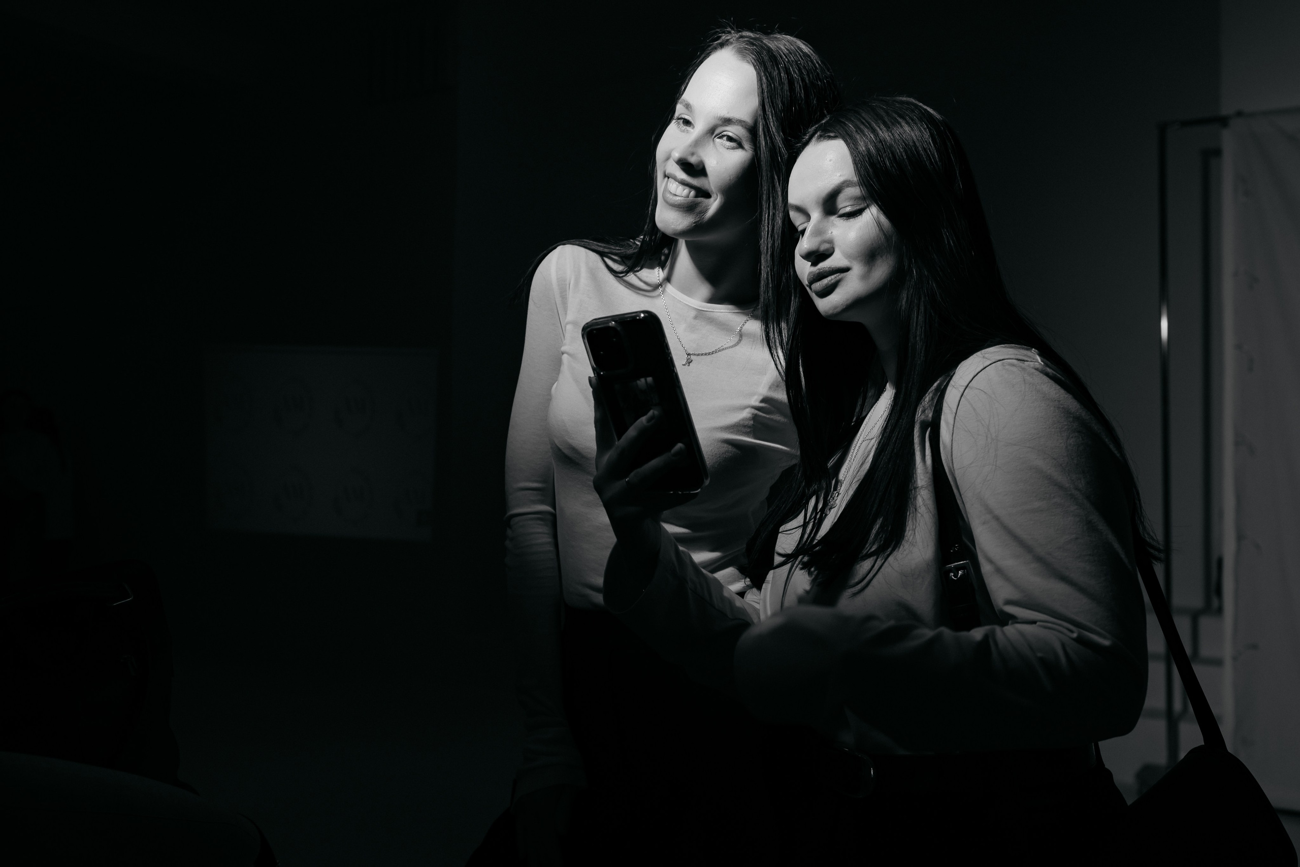 Девичник. Фотостудия «LIGHT ROOM», творческое пространство с полноценной кухонной зоной в Бресте