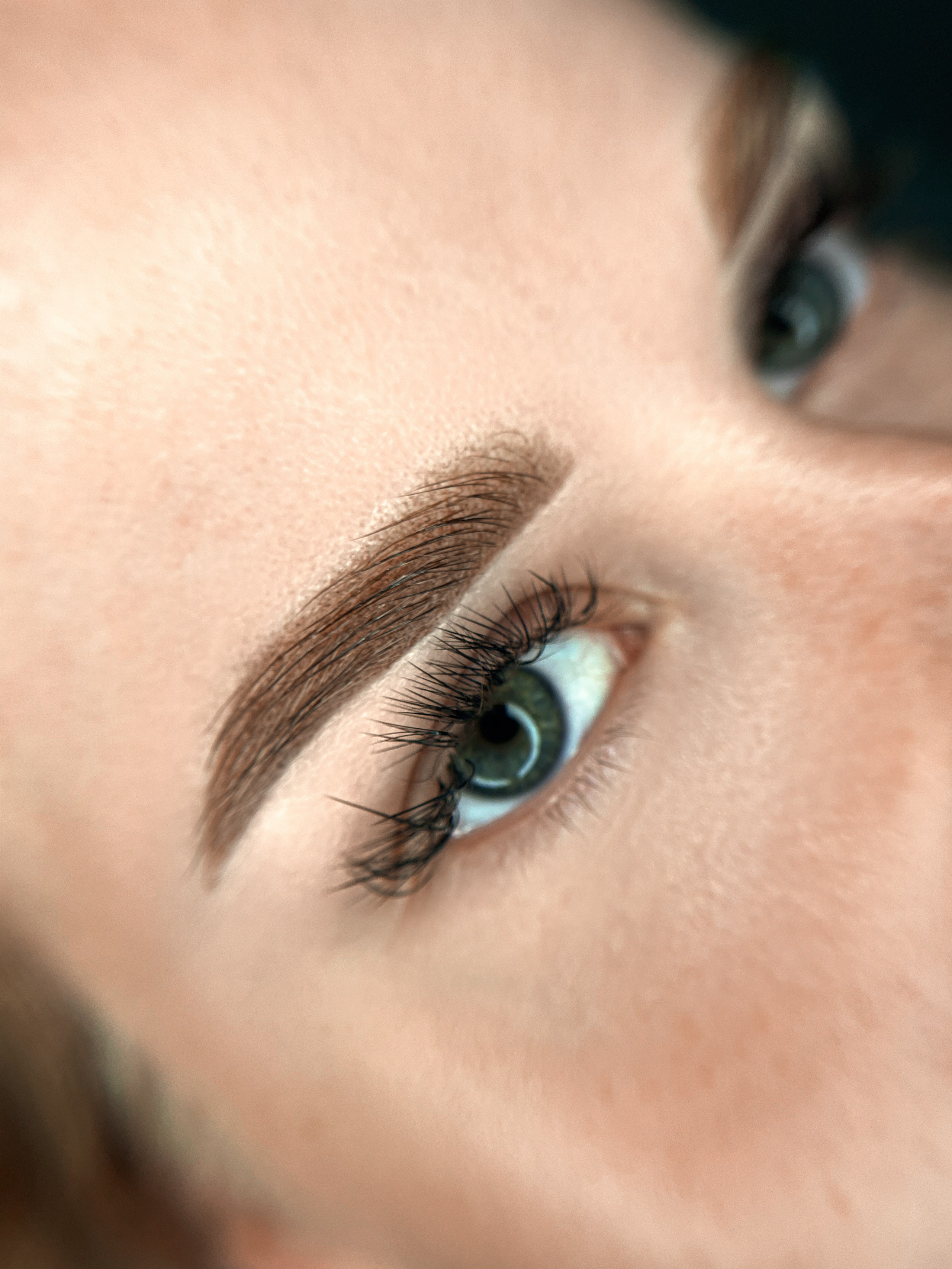 Анастасия. Студия перманентного макияжа, косметологии и массажа SYMMETRY в Москве, м. Киевская