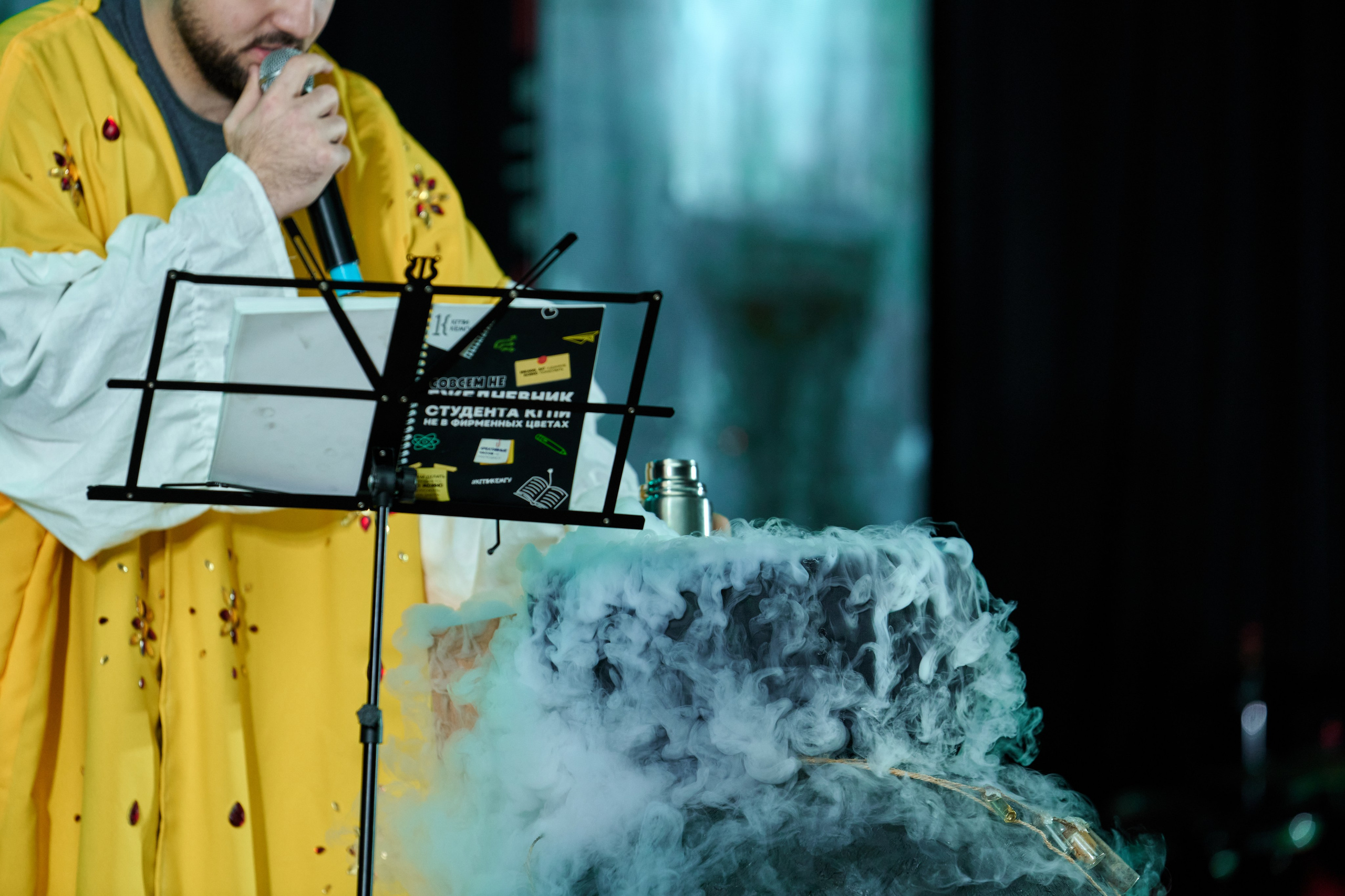 Гала-концерт «Студенческая весна КГПИ КемГУ–2025». Антон Непочатых — Большой мужской фотограф