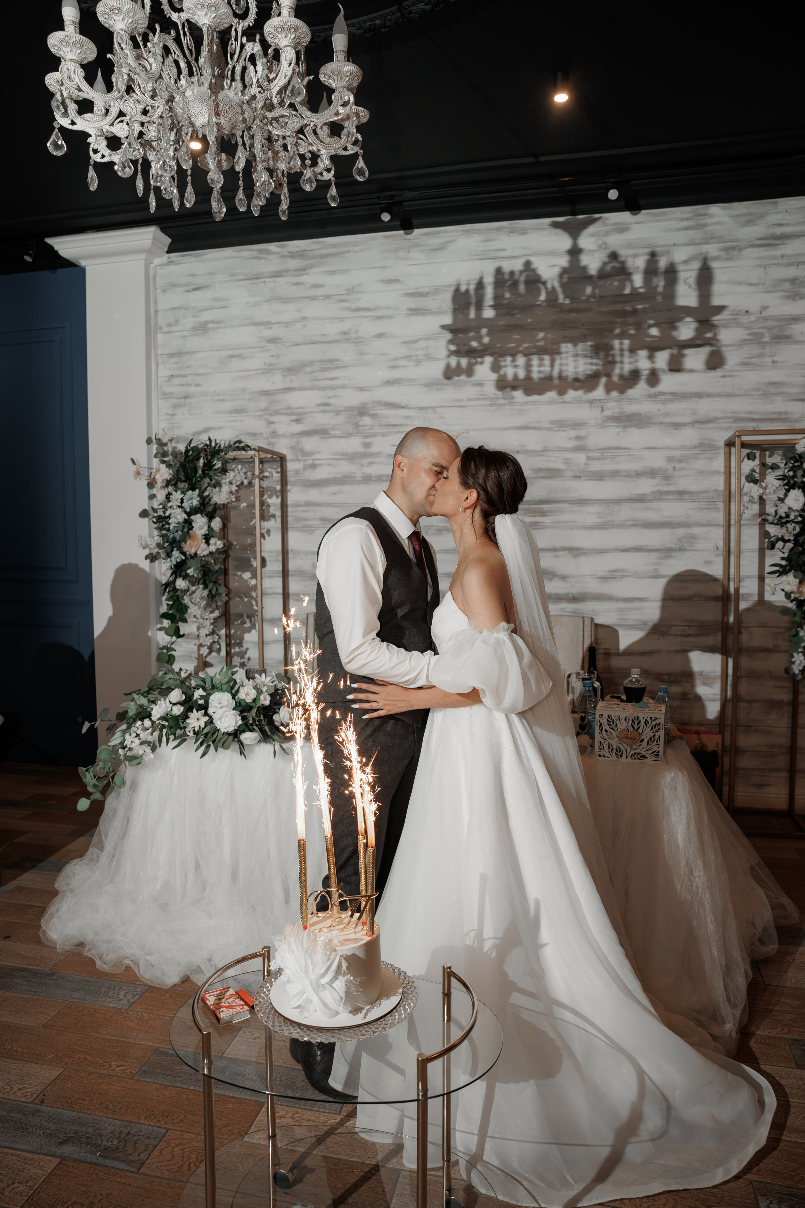 Полина и Дмитрий, загородный клуб «Барин», ЗАГС в г. Пушкино. Свадебный и репортажный фотограф (Москва, Королев и другие)