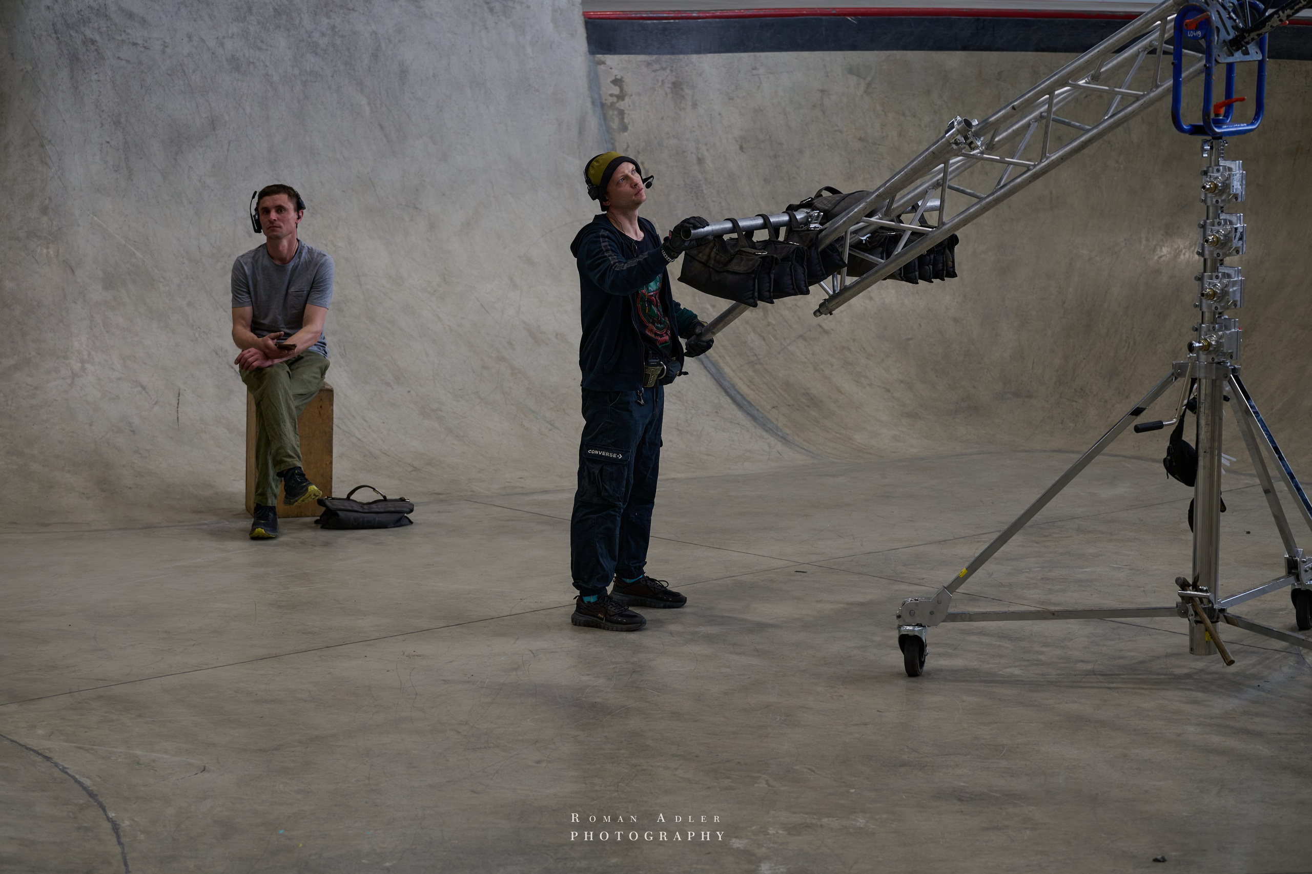 Репортаж со съёмок фильма «Своя в доску». Фотограф Роман Адлер