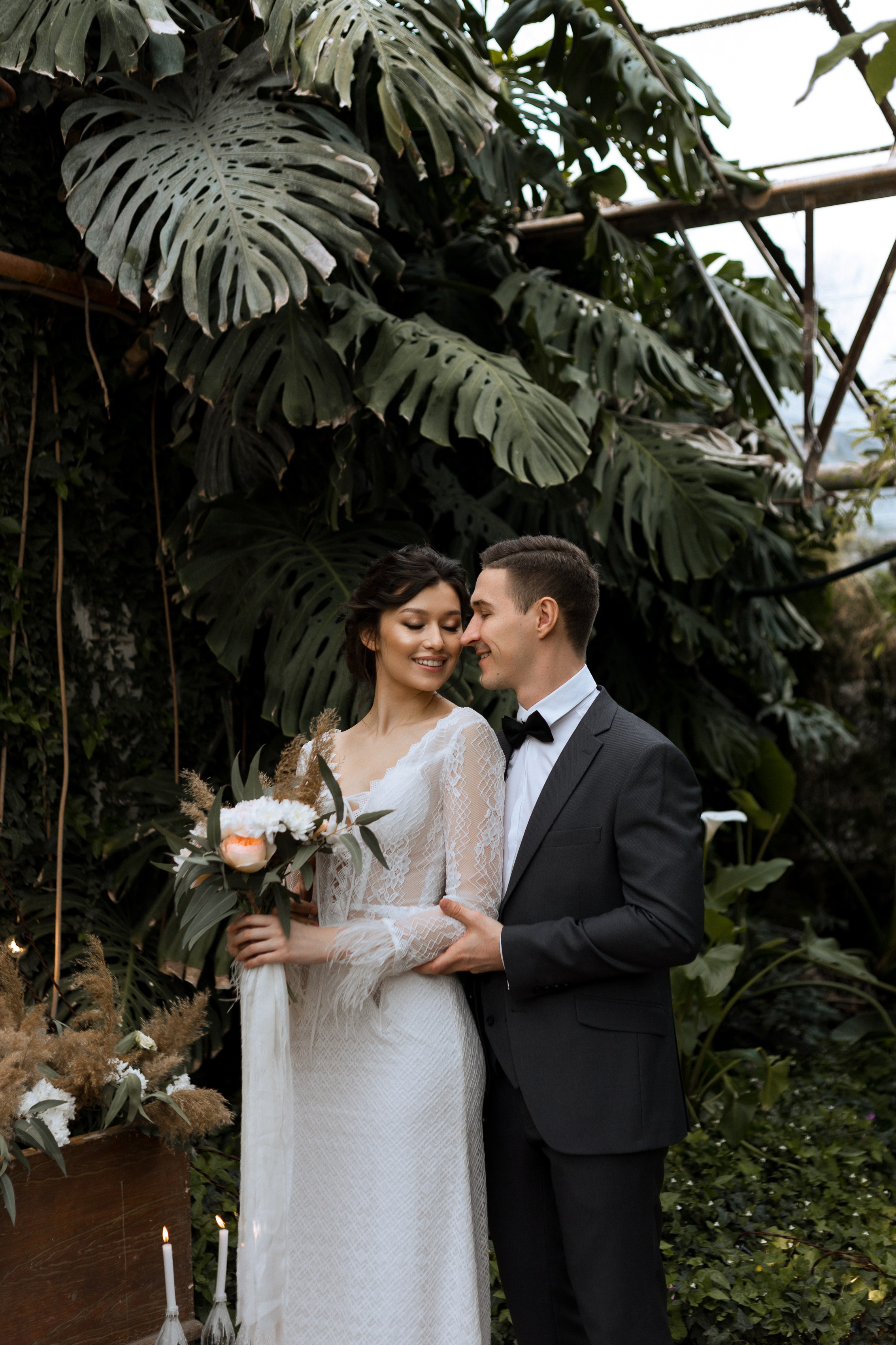 Свадебная фотосессия в оранжерее. Свадебный и семейный фотограф в Волгограде Кристина Иванова