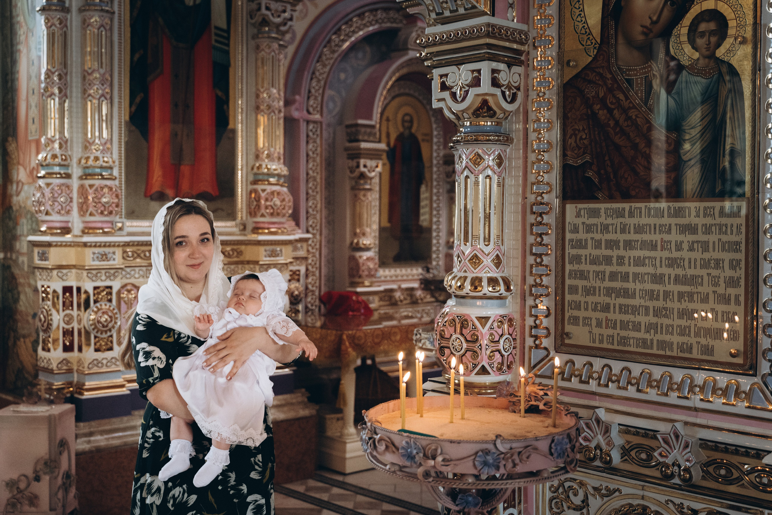 Крещение Варюши (Храм Святой Живоначальной Троицы). Семейный фотограф в Минске Дарья Дреко