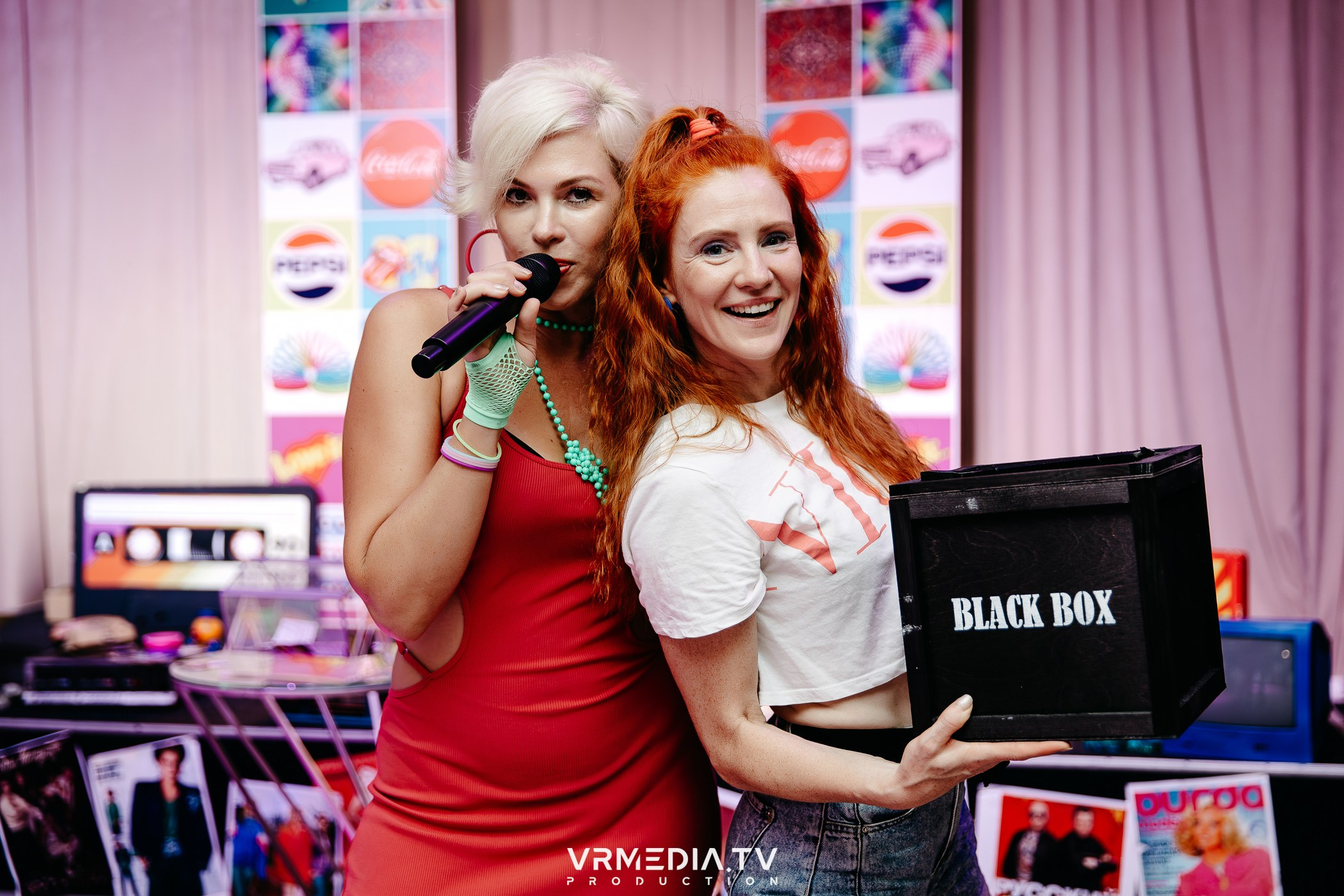 «Назад в 90-е!» в ресторане «Империя»