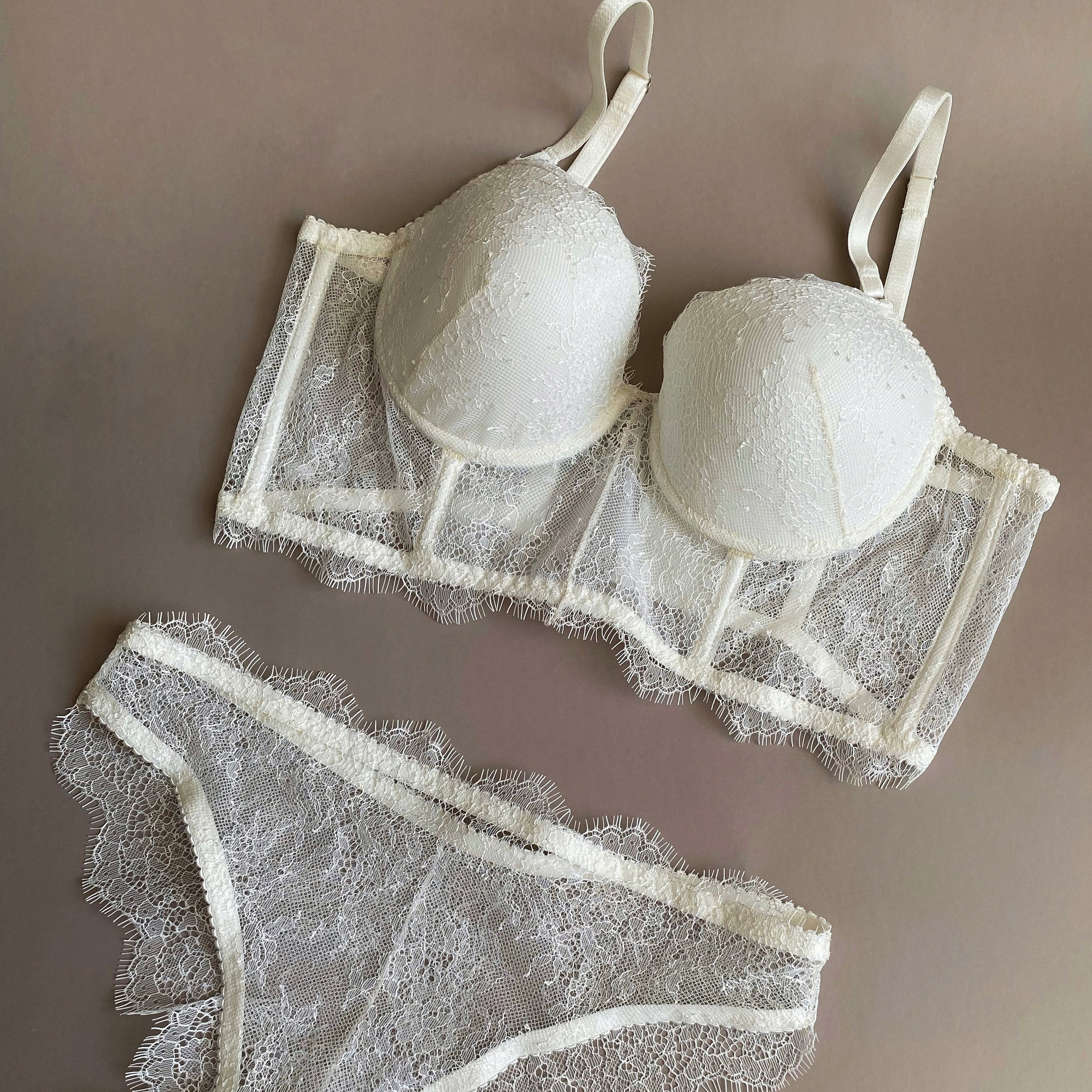 Комплекты. Эксклюзивное женское белье и корсеты