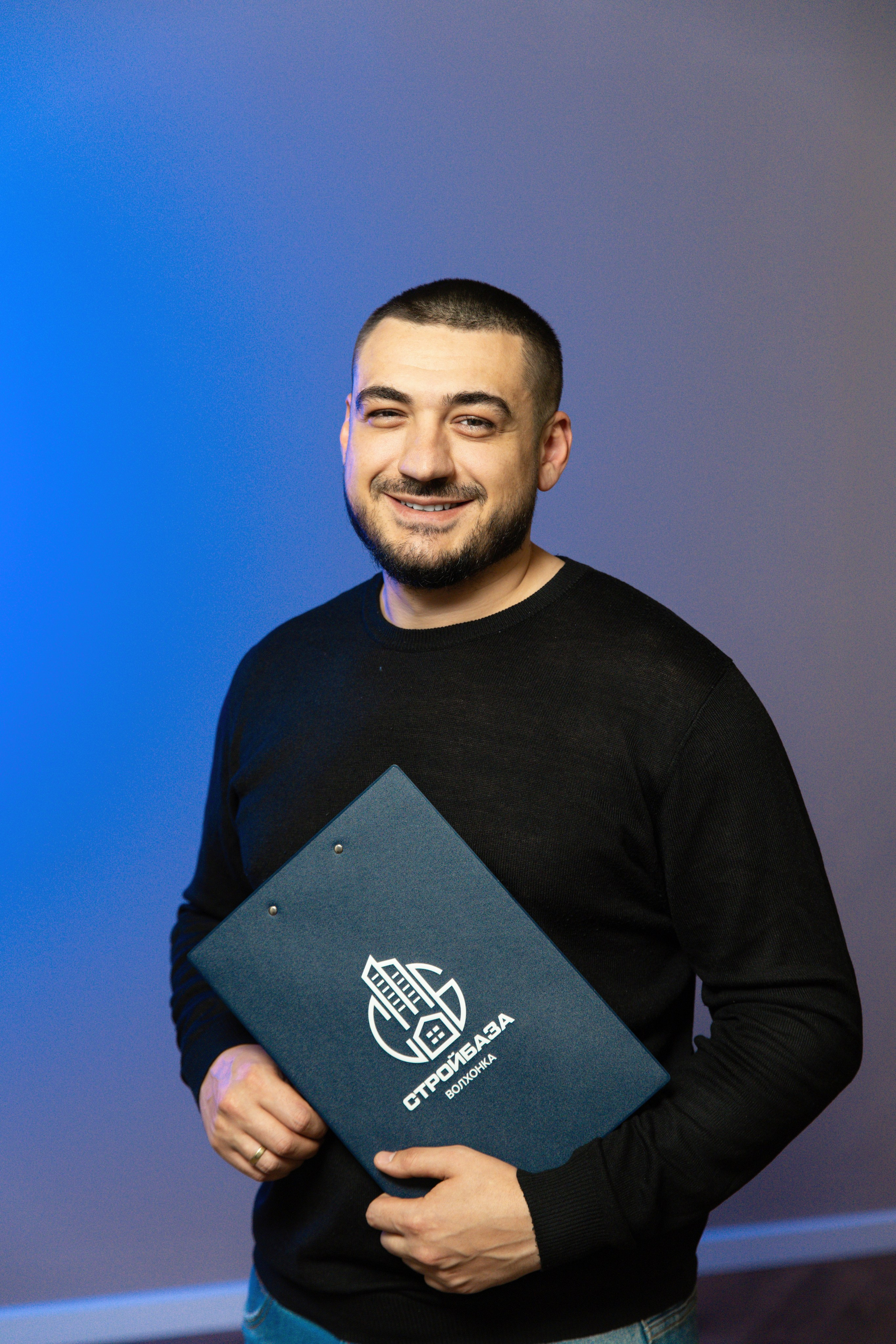 Выездные портреты для стройбазы «Волохонка». Снимаю съемки