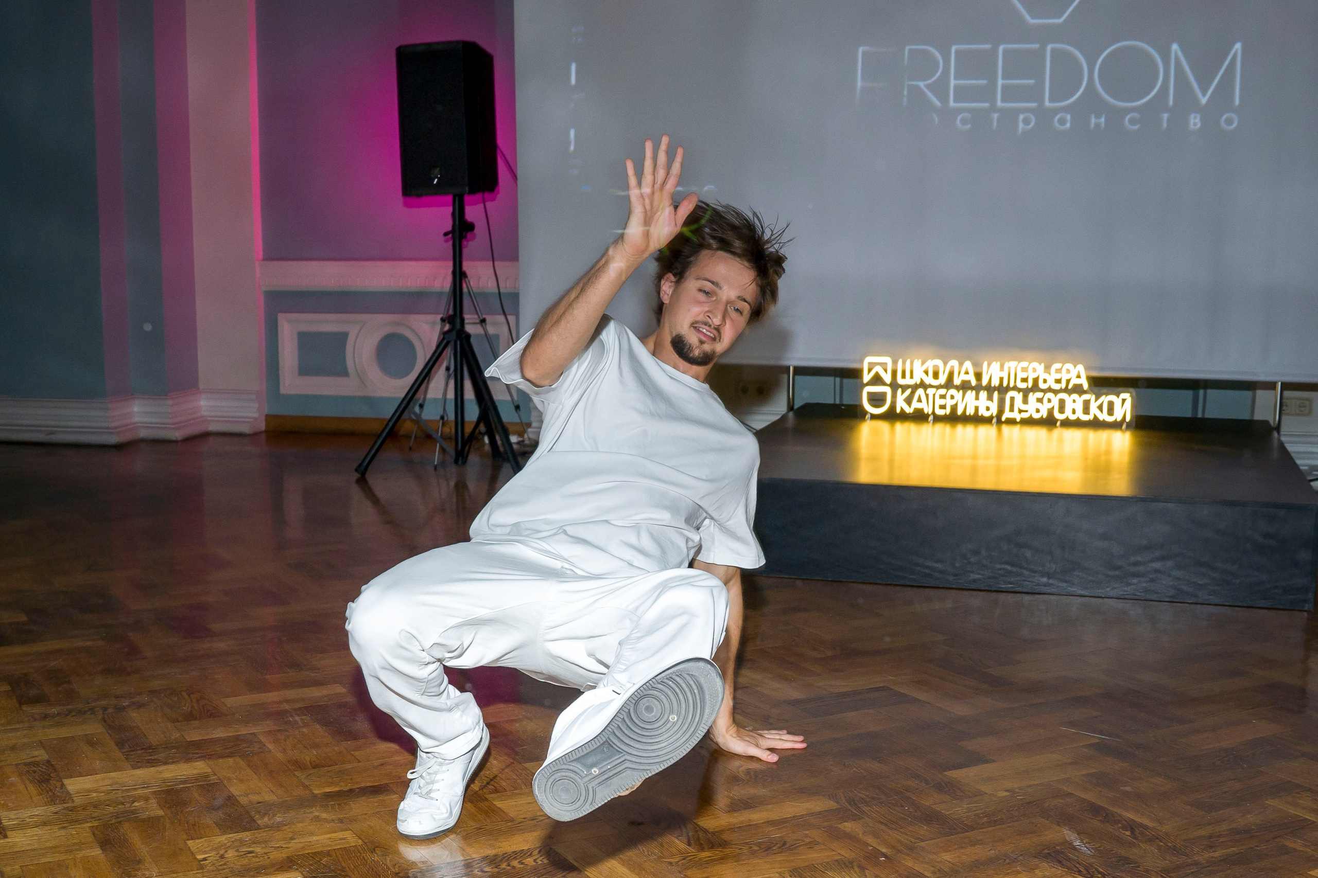 Дизайн-тусовка от школы интерьера Екатерины Дубровской. Фотограф в Санкт-Петербурге. Репортажная и все съёмки для бизнеса