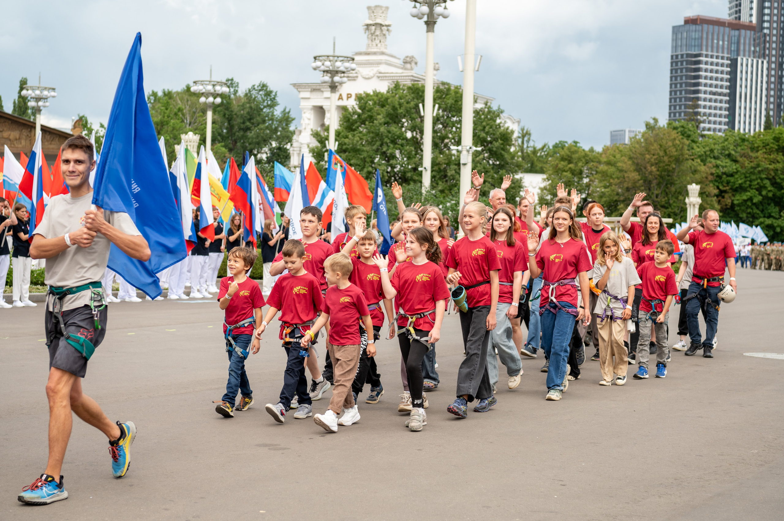 Спортивное шествие посвященное Дню физкультурника!. Детский и семейный фотограф г. Москва Оксана Катаджи