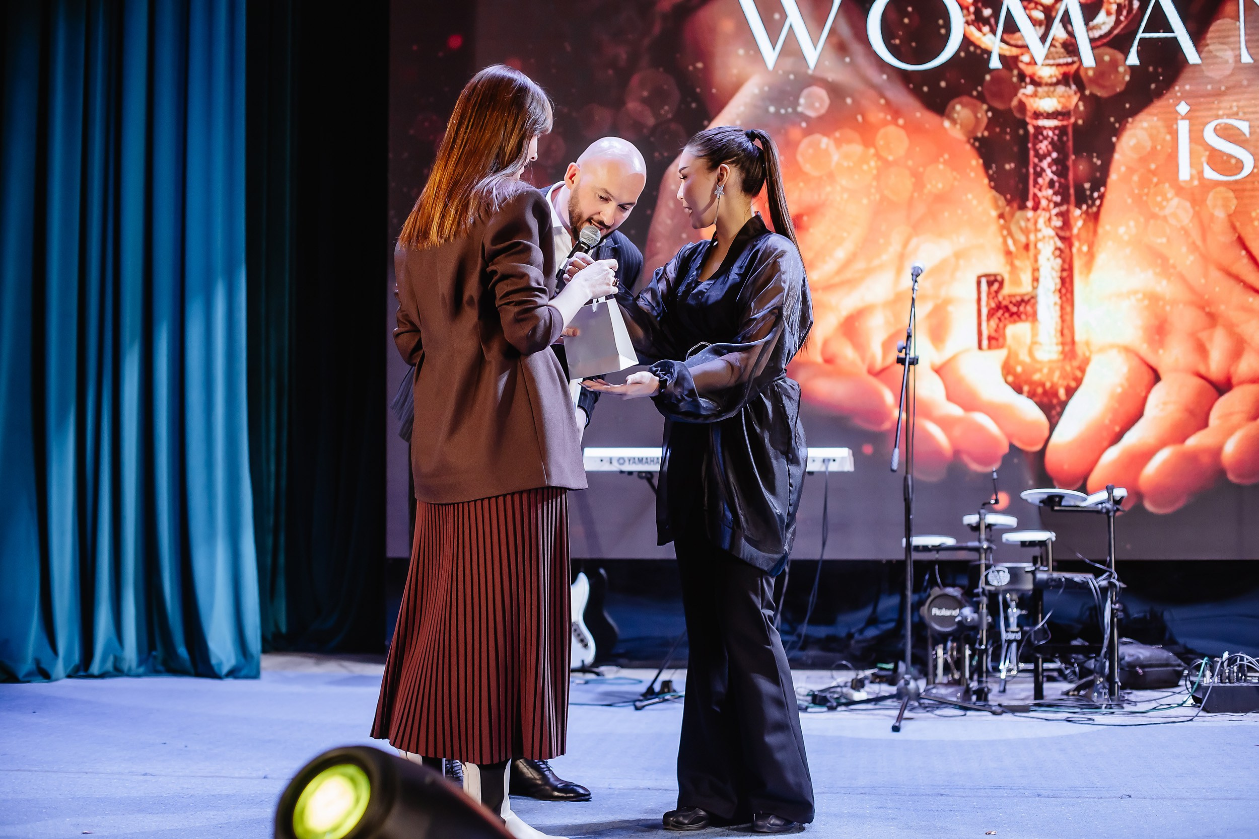 Концерт Woman Is. Кипятком Павлодар