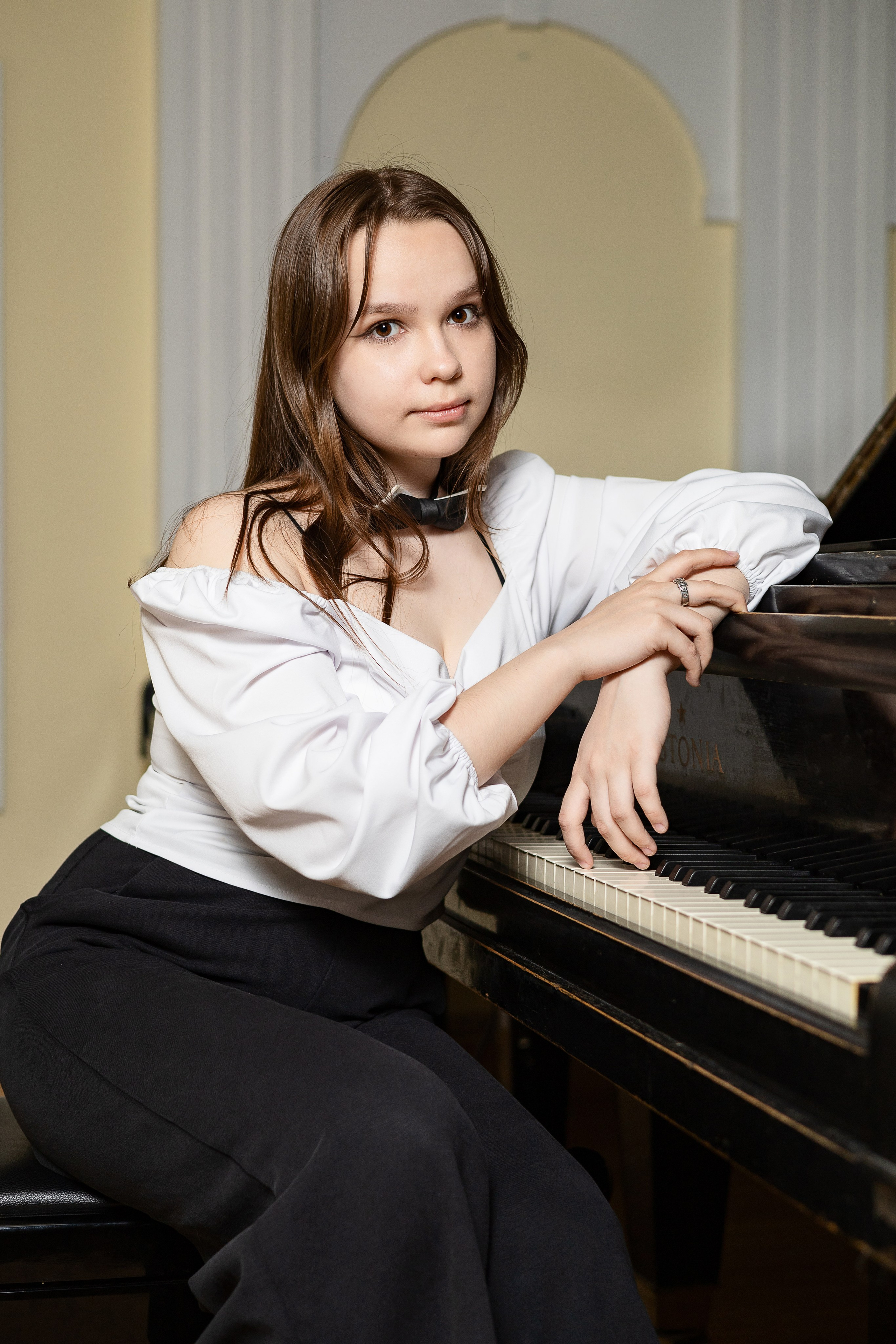 Выпускной альбом для выпускников музыкальной школы в Калининграде. Выпускные альбомы в Калининграде