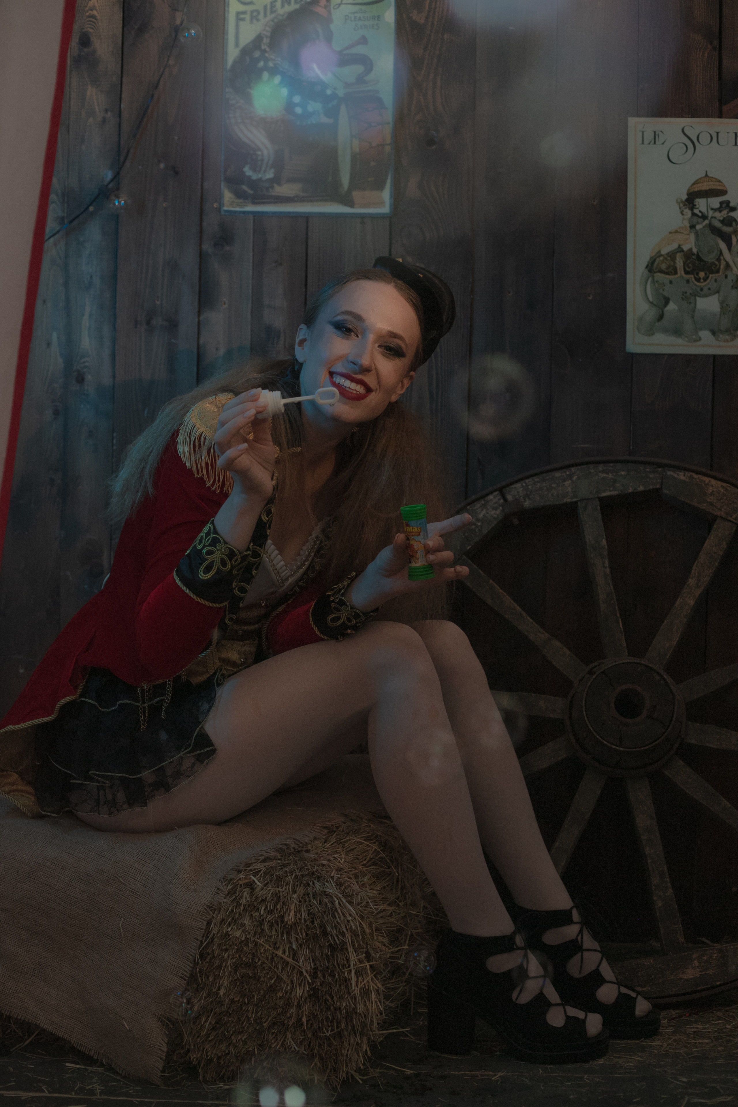 Женский портрет в стиле цирк. Свадебный фотограф в Москве Элина Ларченкова. Фото, которые цепляют