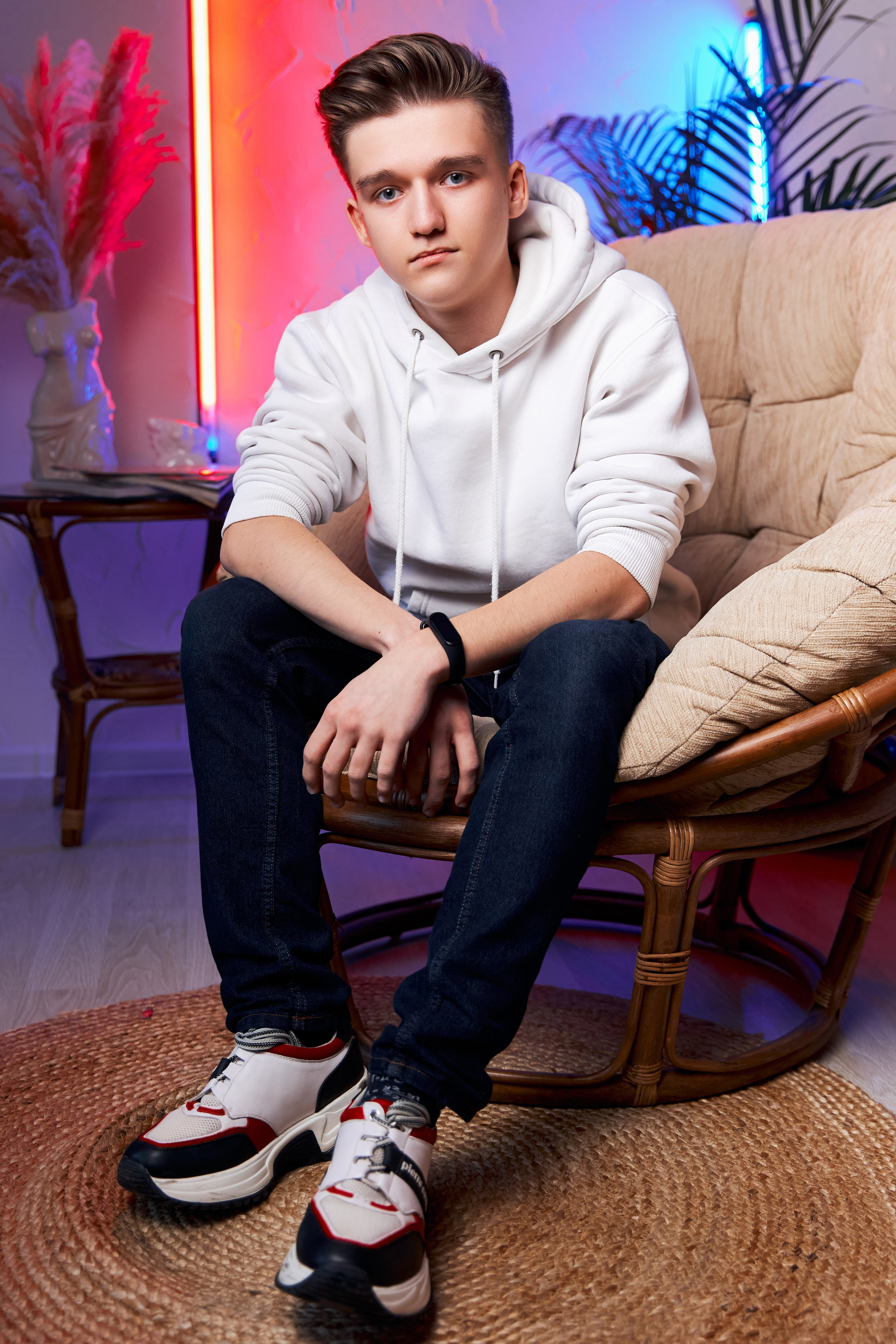 Старшие 9 — 11 классы. Выпускные альбомы в Рыбинске и Ярославле