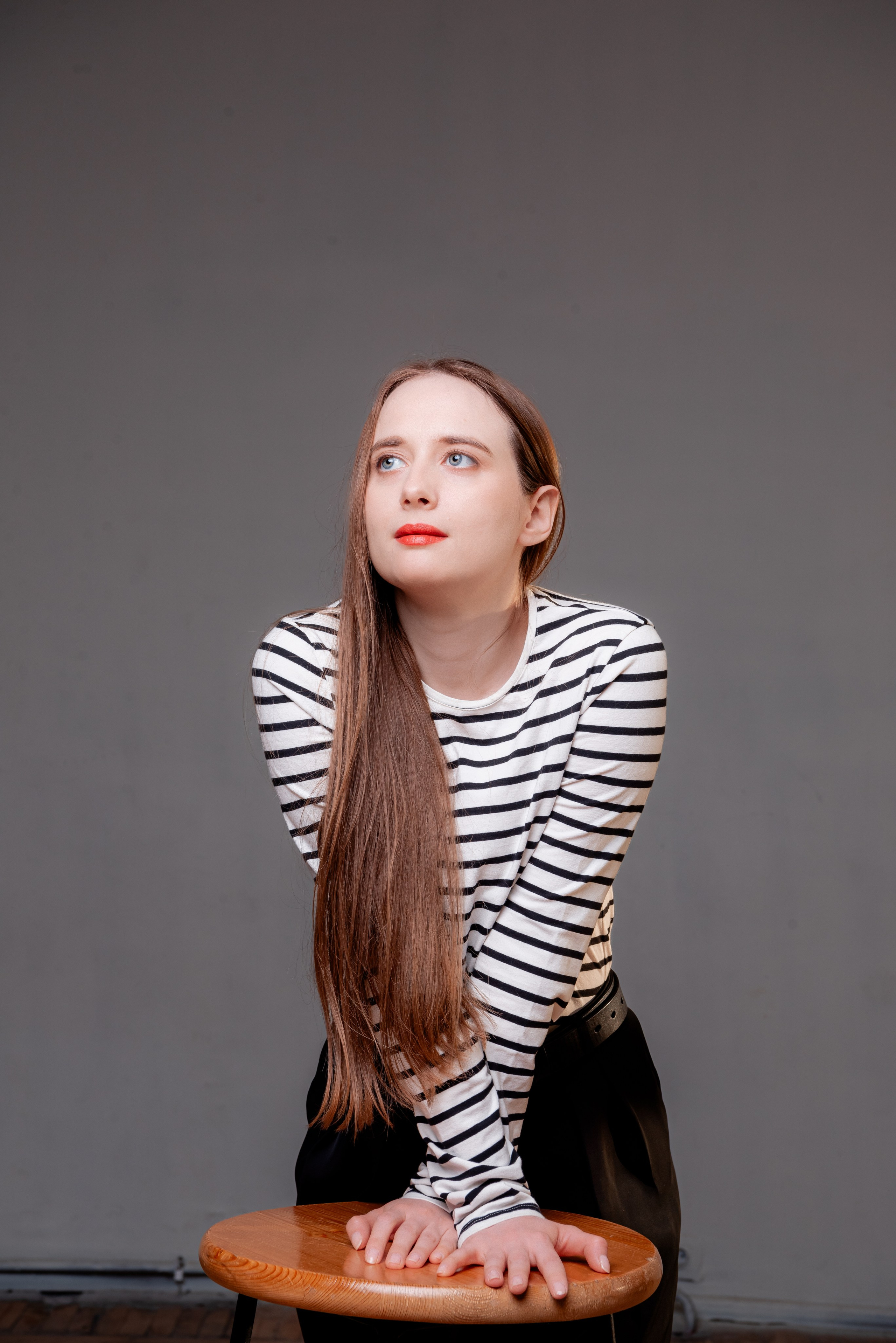 Студийная фотосессиия для девушки в Волгоградской студии Фабрика. Фотограф в Волгограде и Волжском Александр Горбань