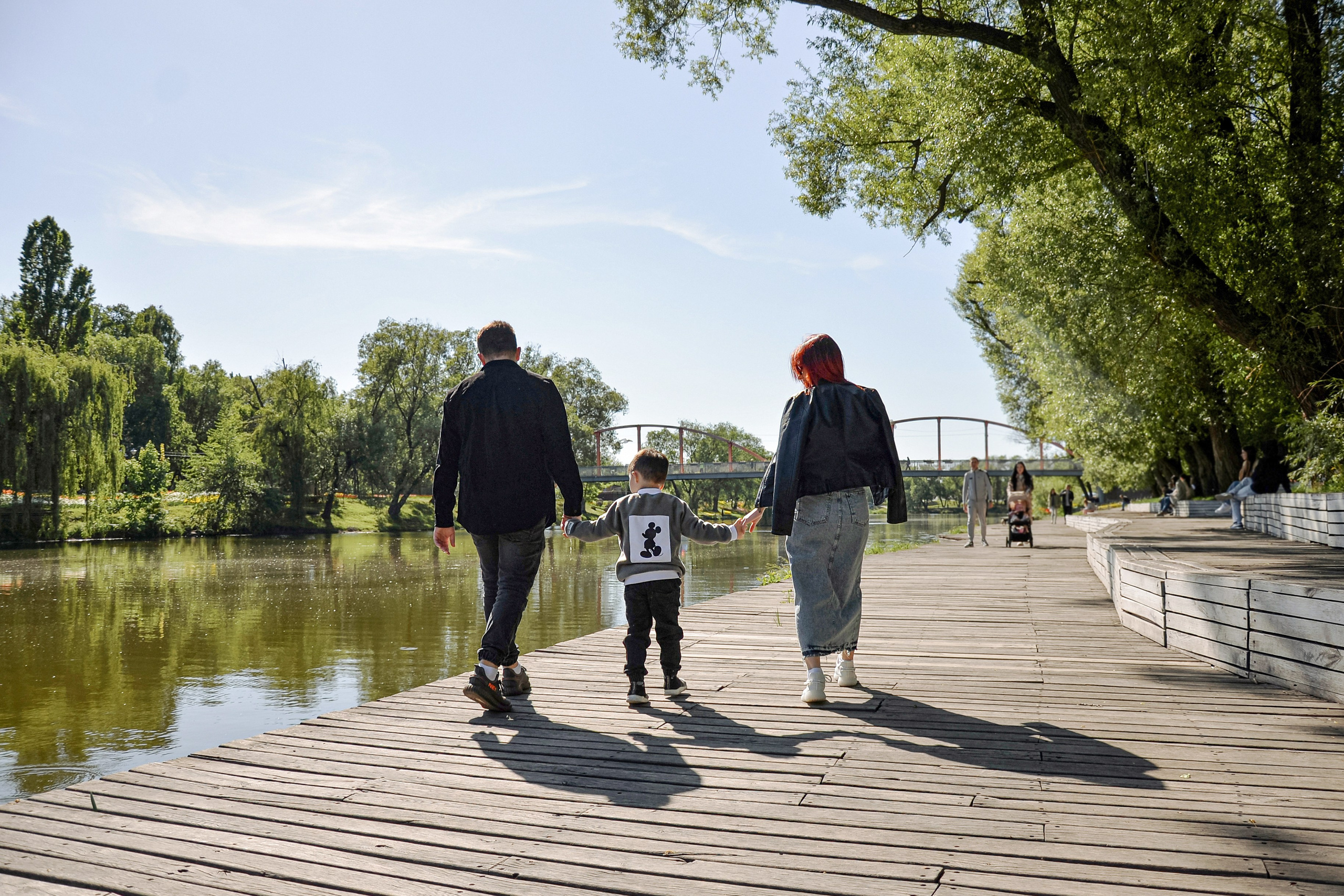 Семья Алены в парке. Семейный и свадебный фотограф Галина Абакумова, фотосессии в Белгороде