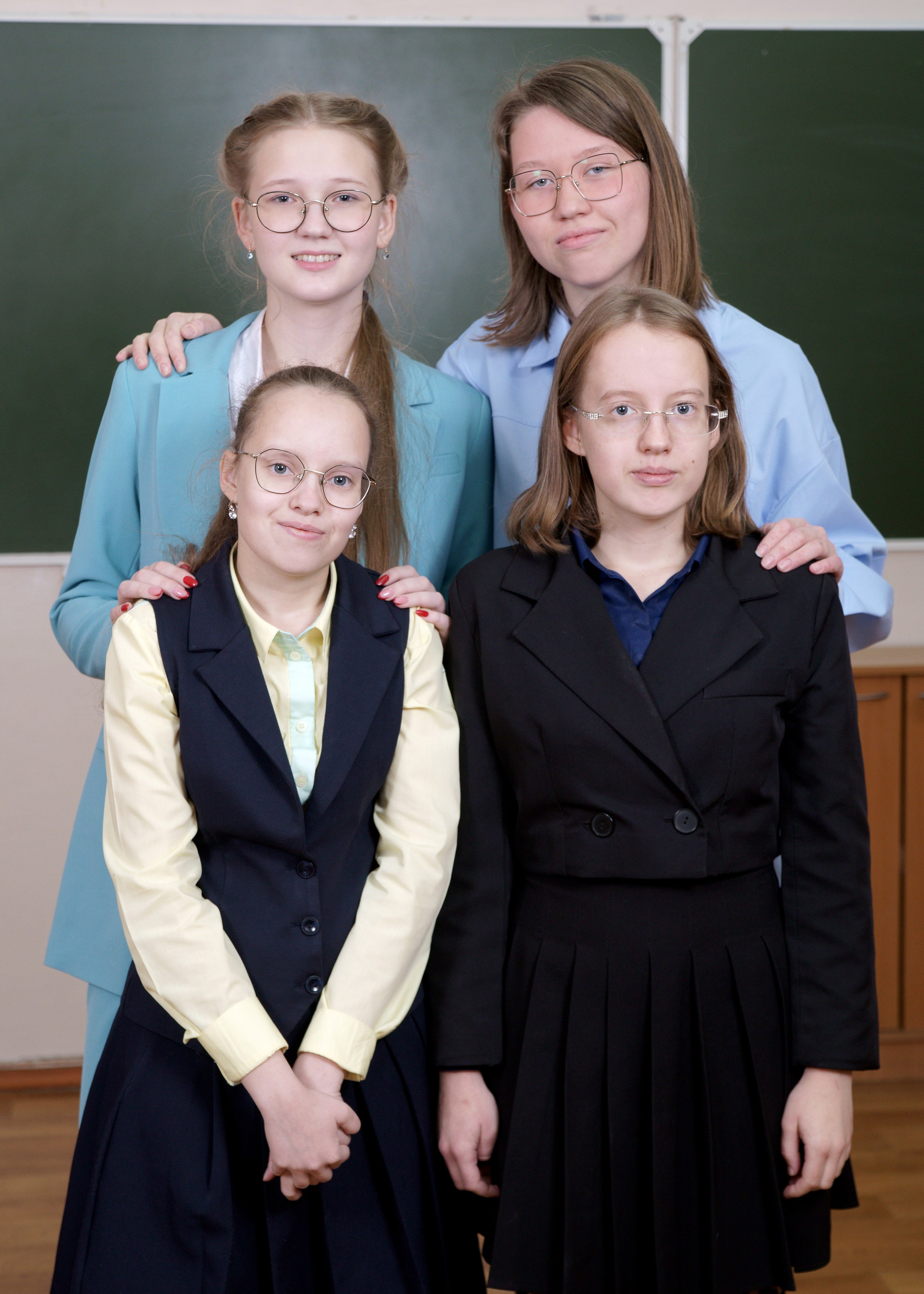 Школьная фотосессия выпускников 9,11 классов в Иркутске