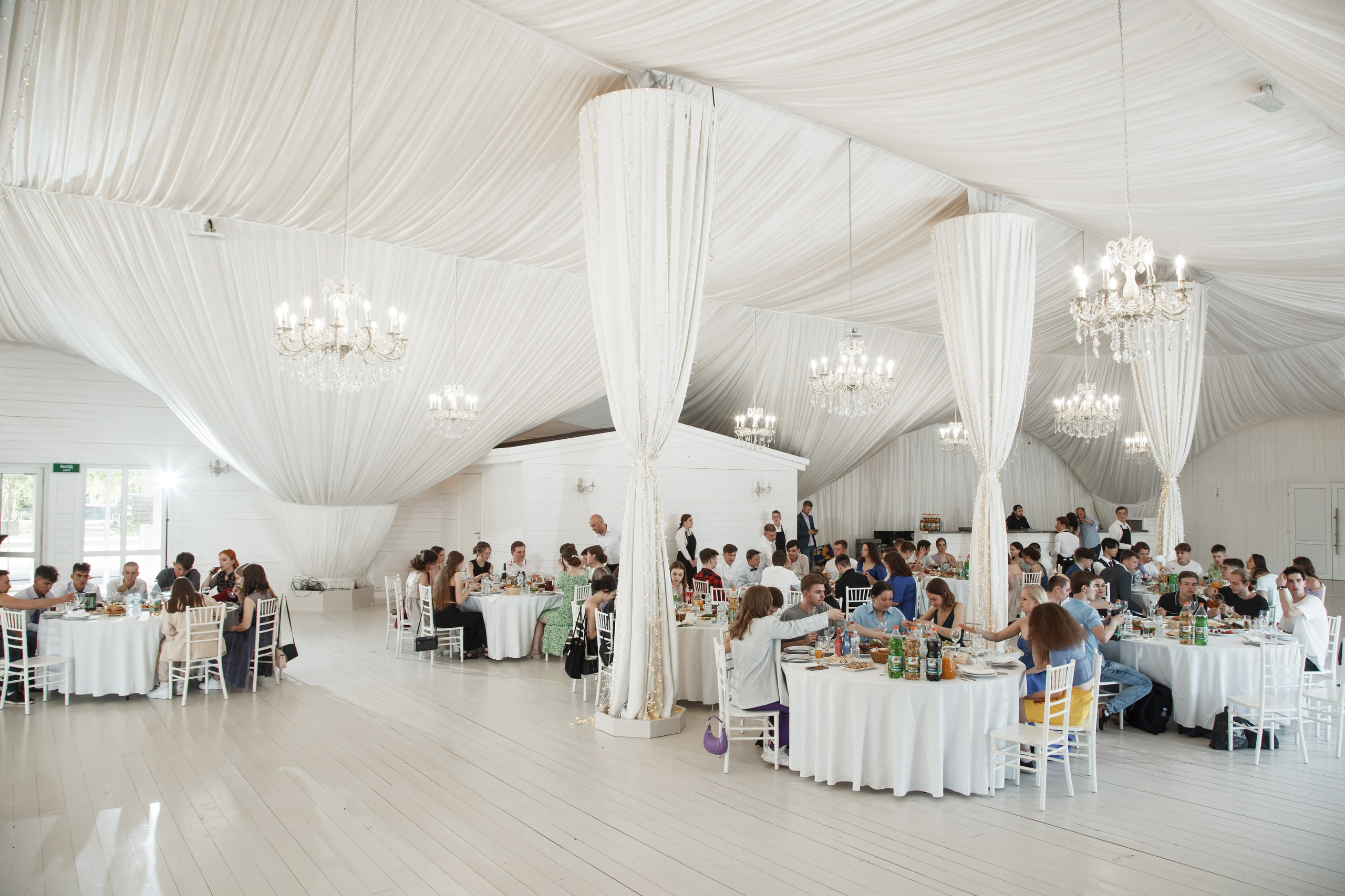 Выпускной, шатер в усадьбе «Гребнево». Свадебный и репортажный фотограф (Москва, Королев и другие)