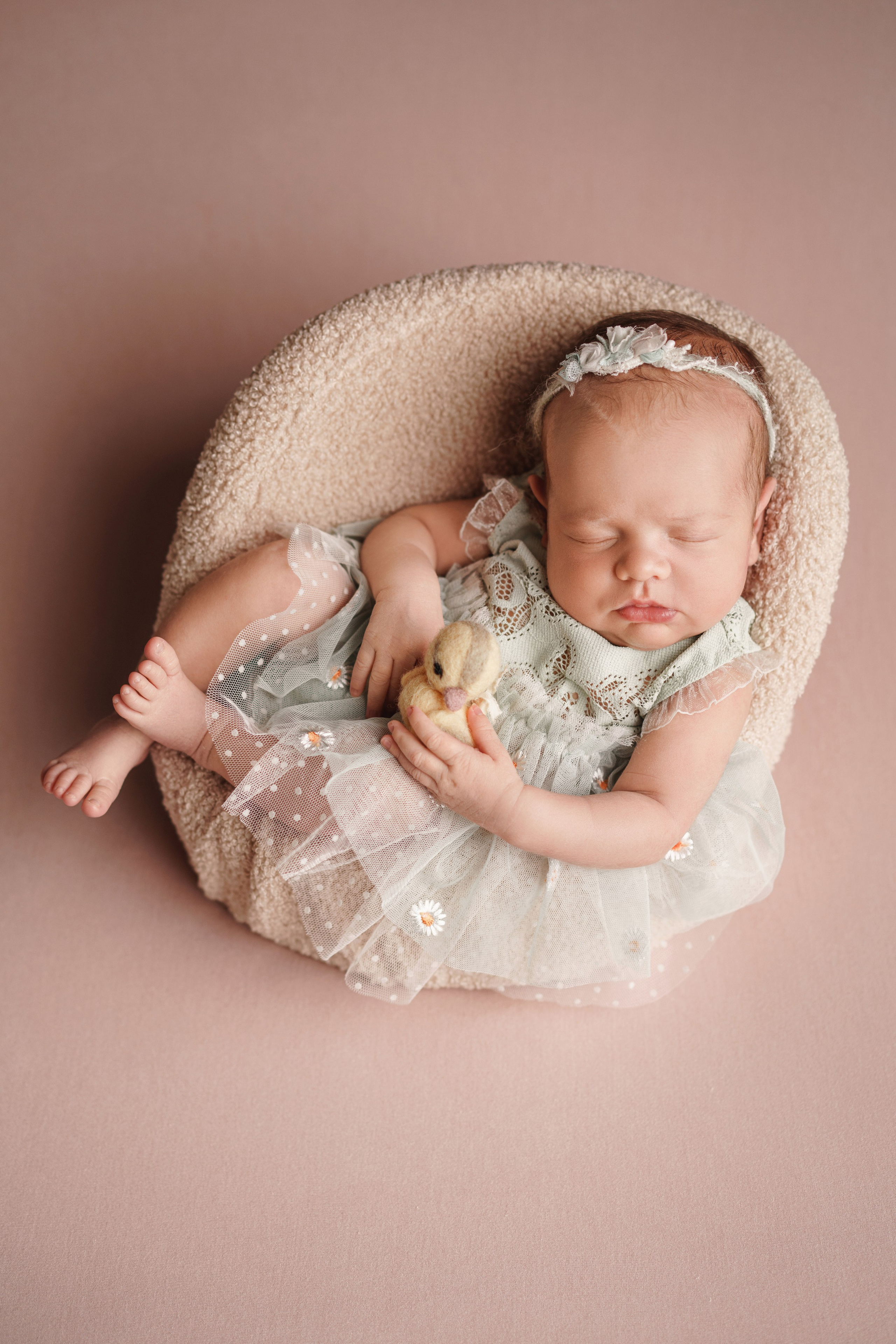 Фотосессия новорожденных | Галерея трогательных кадров малышей в стиле newborn. Фотосессия новорожденных в Москве и Московской области | Профессиональный фотограф newborn — Татьяна Иванова