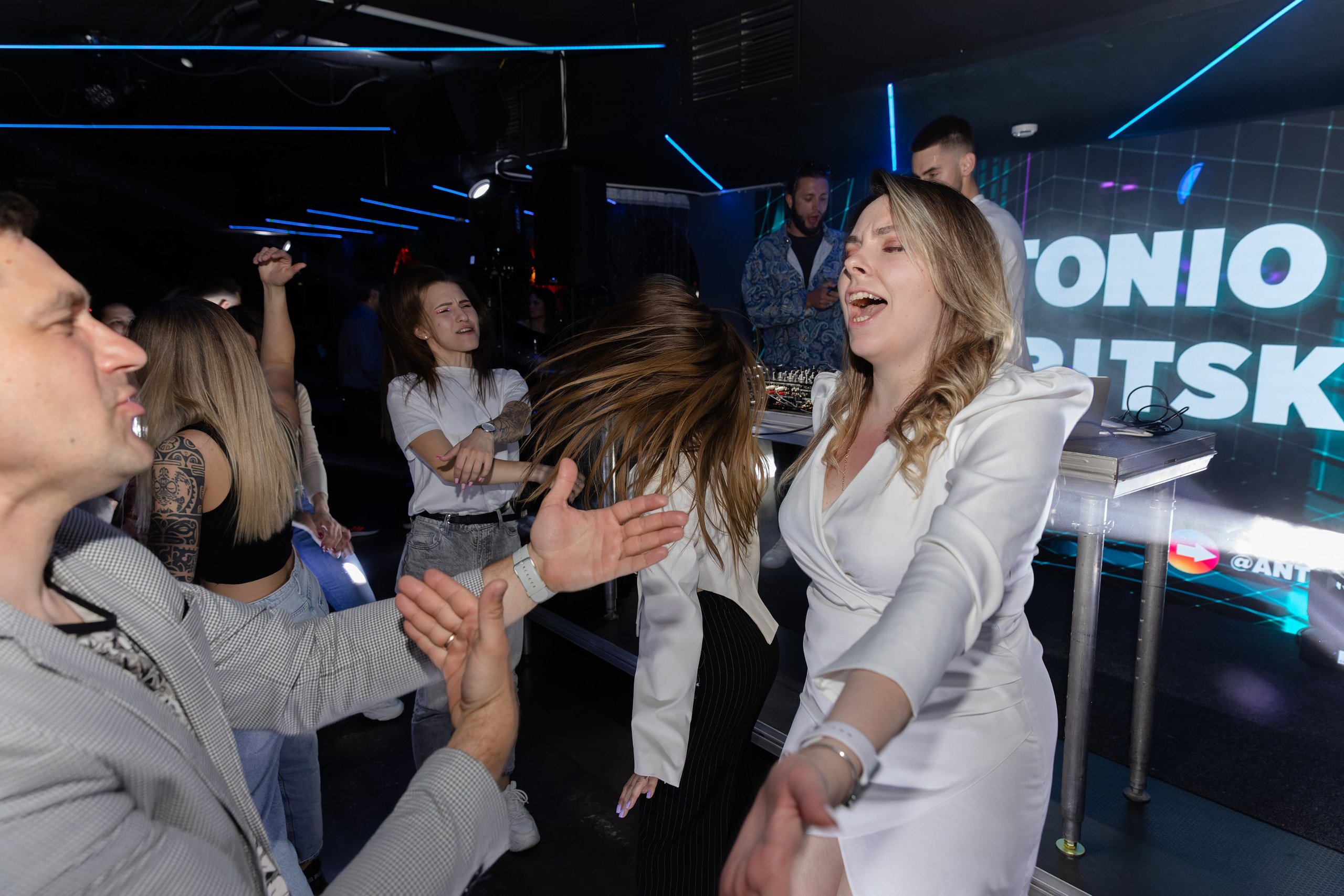 EVENT PARTY. Репортажный и свадебный фотограф в Минске Шамко Анатолий