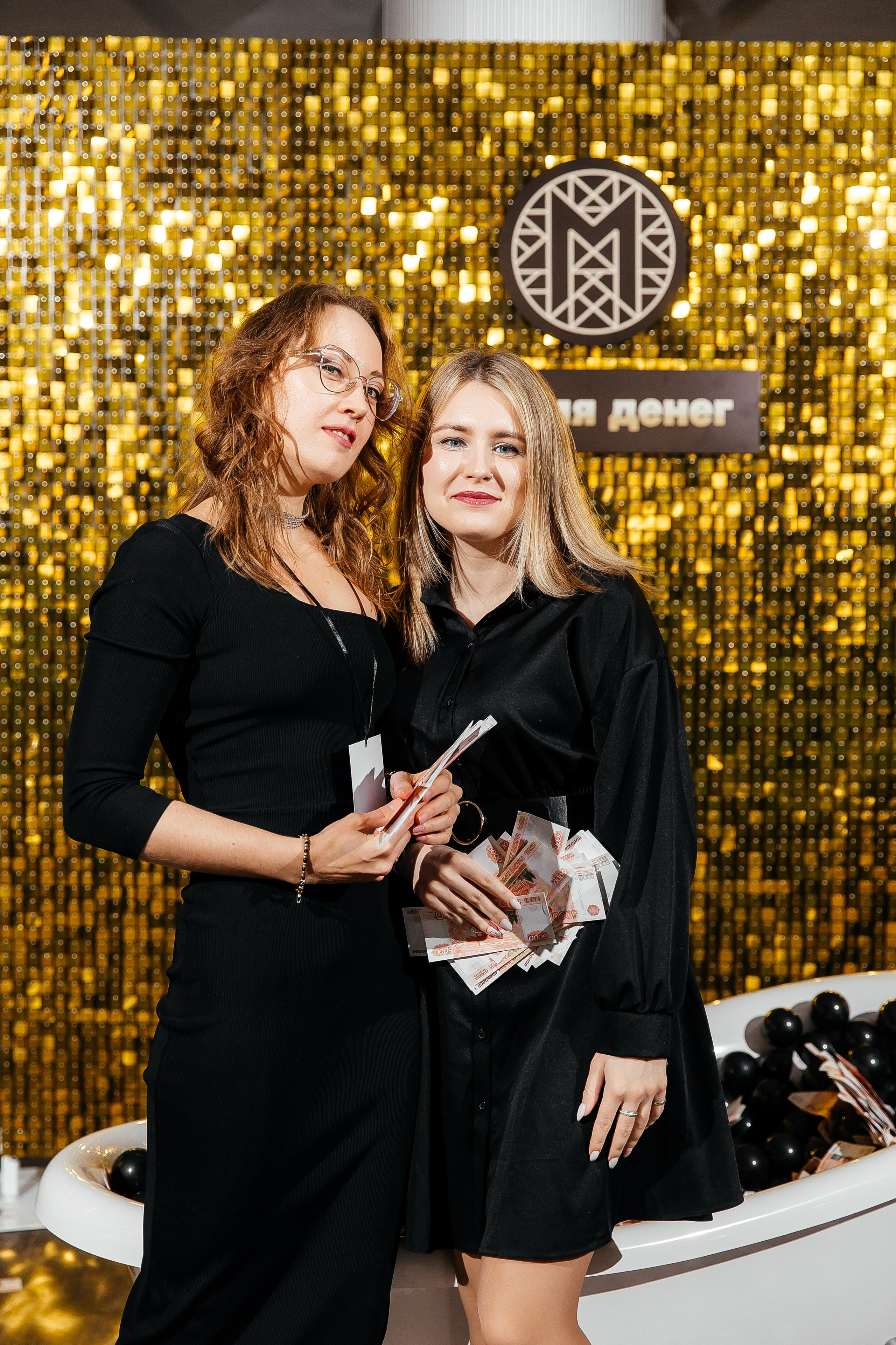 Фотозона+выступление спикеров. Фотограф в Красноярске Надежда Воскресенская