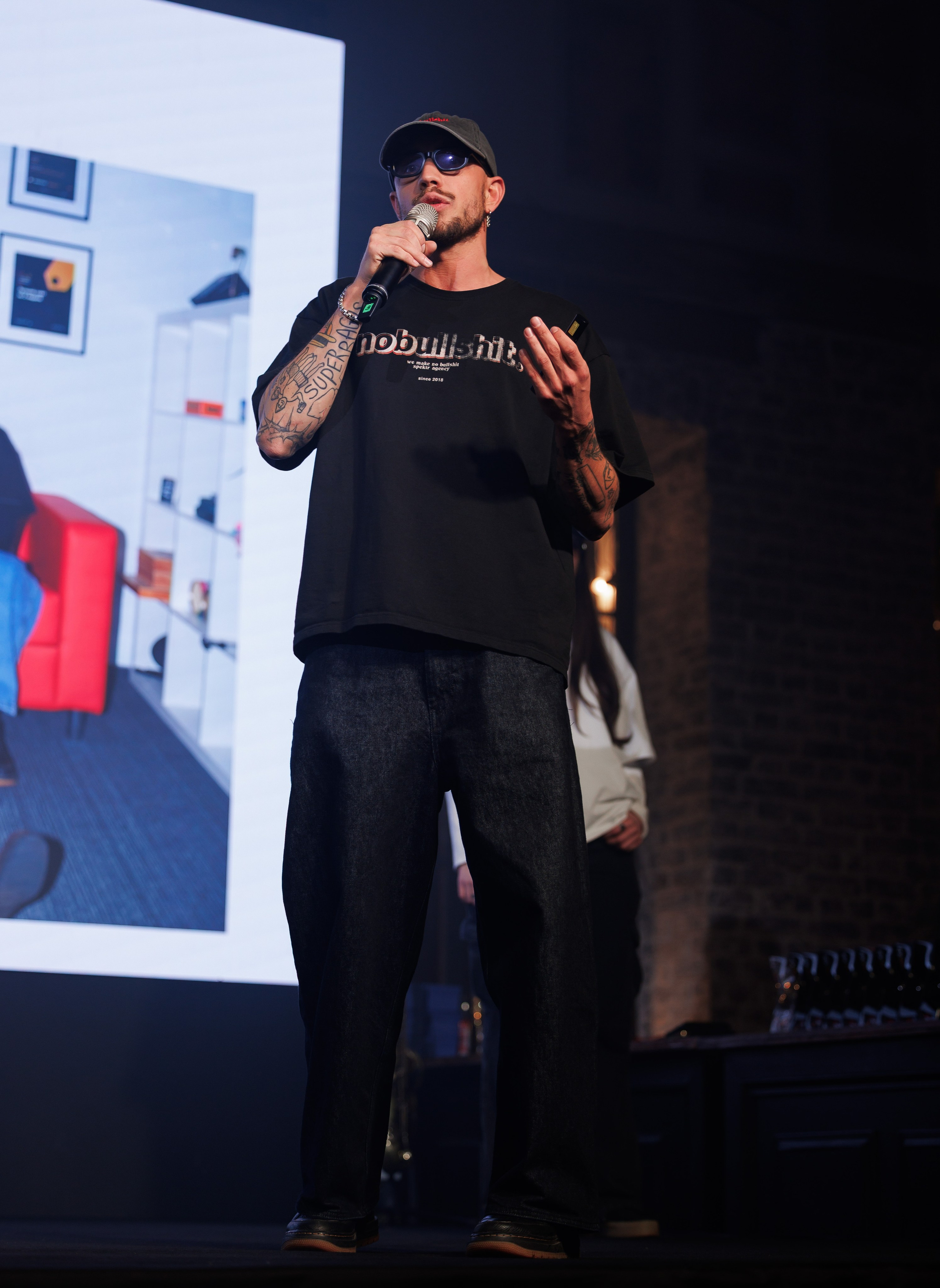 RUWARD AWARD. Репортажный фотограф/видеограф Артур Аванесян в Москве