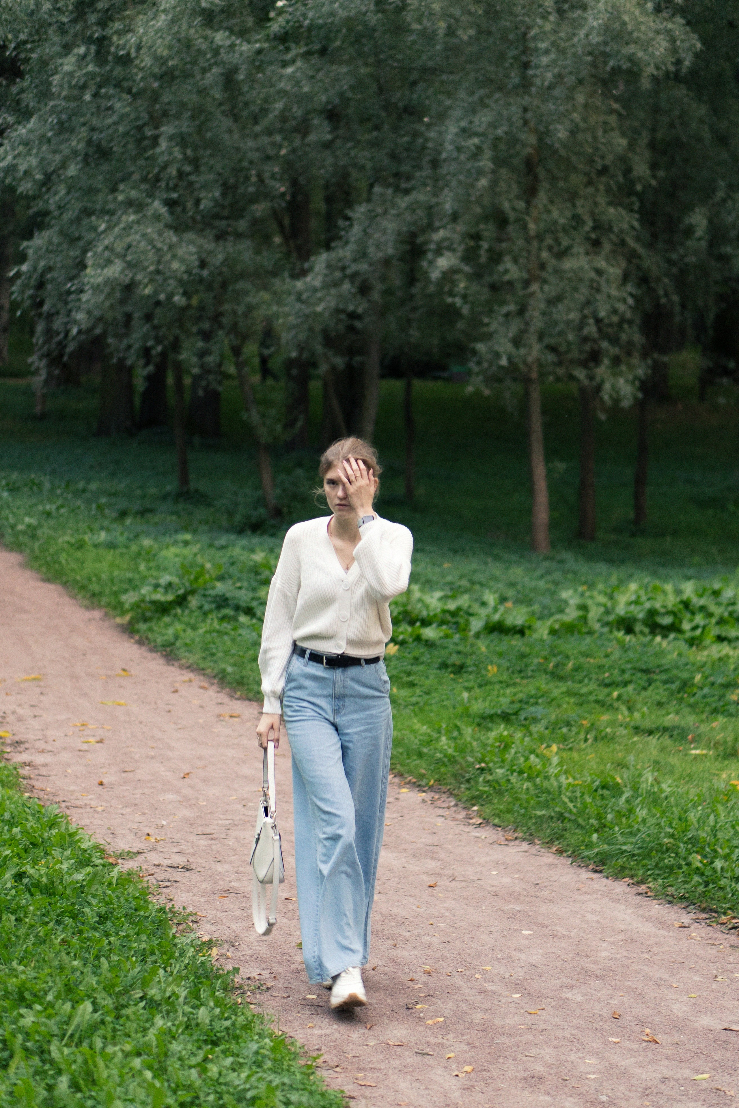 Лера. Портрет. Удельный парк. Главная