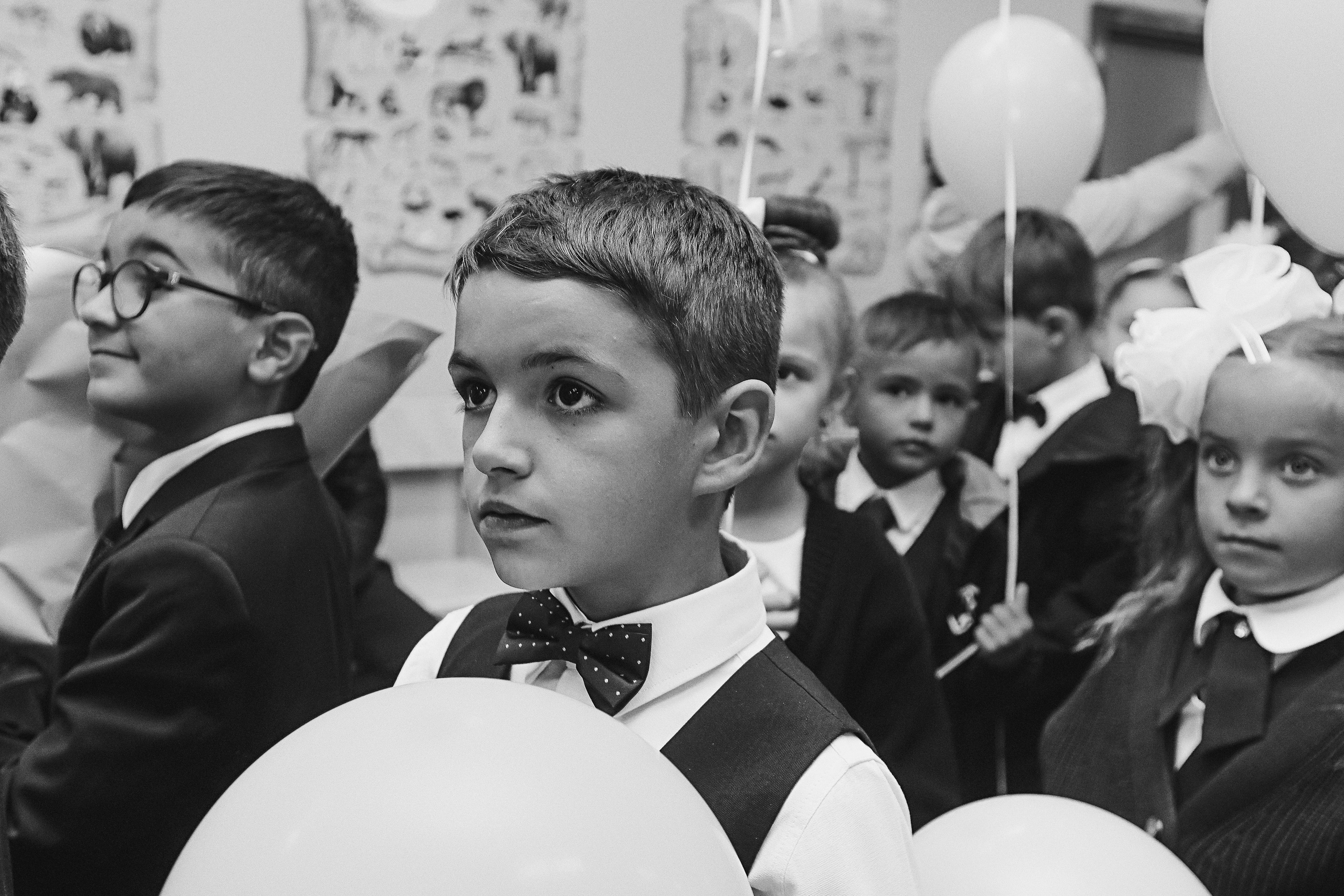 1 сентября линейка+кл час+портреты. Семейный фотограф Тюмень, фотограф на роды Салмина Мария