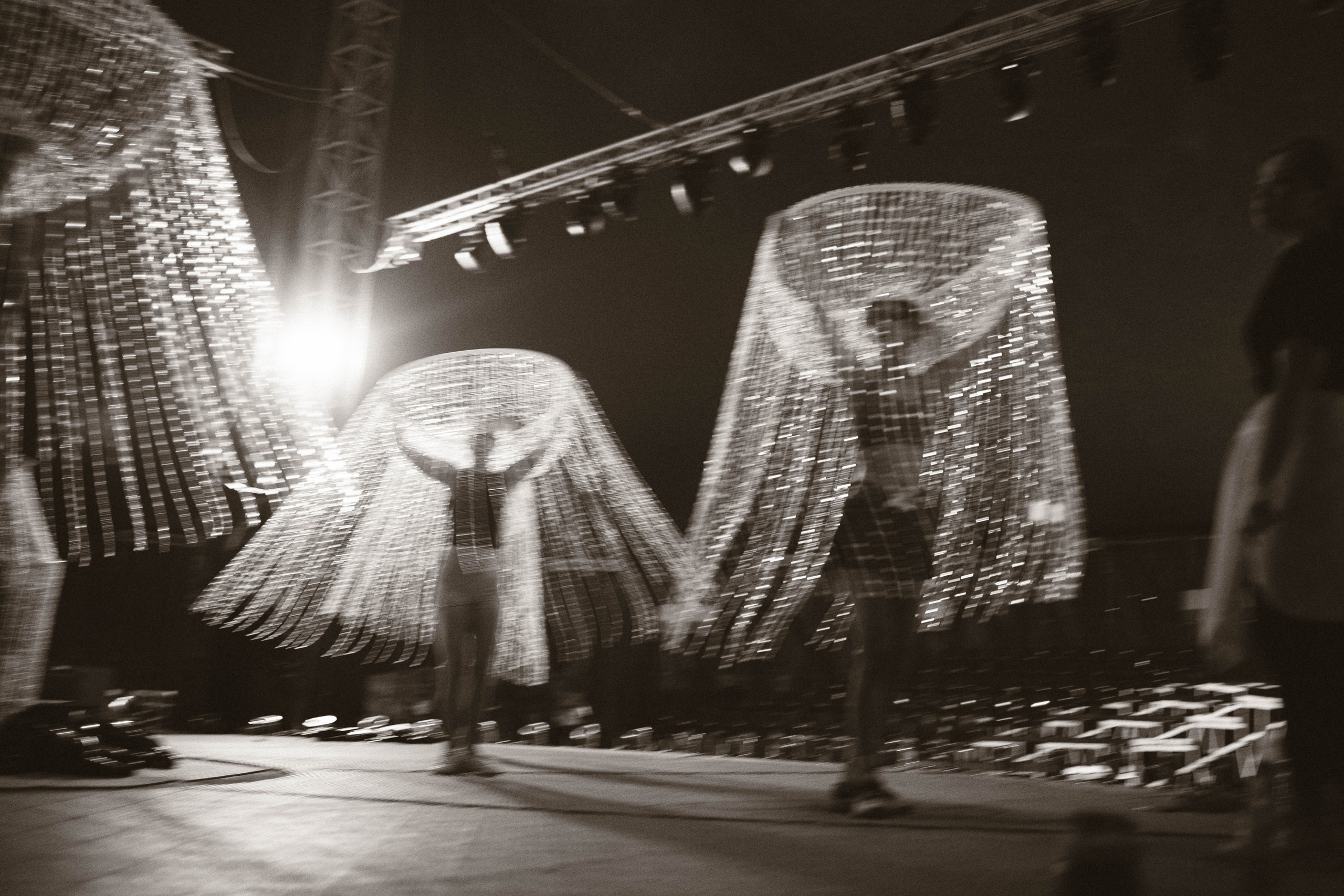 Подготовка шоу Сочи парк. Фотограф Кристина