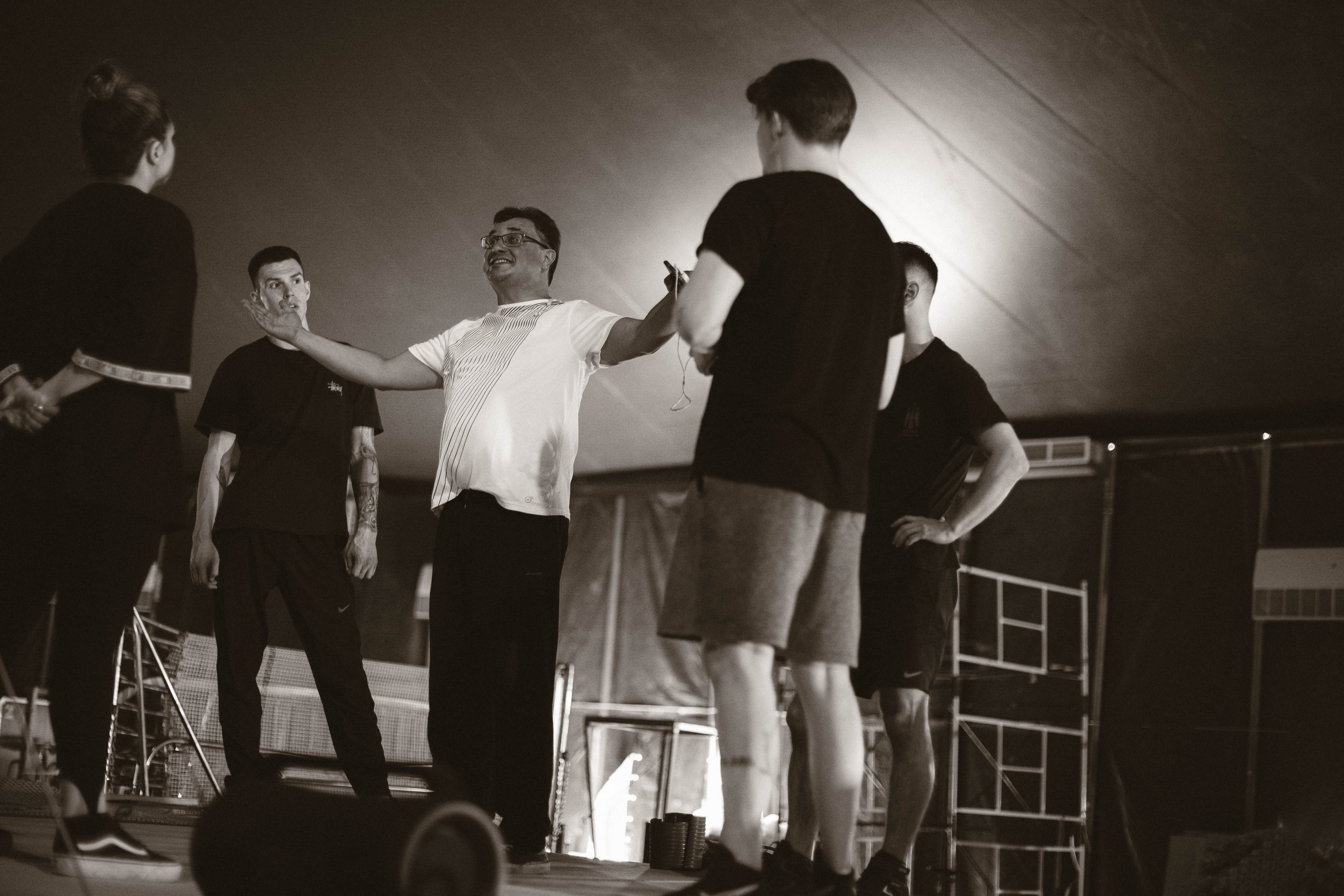 Подготовка шоу Сочи парк. Фотограф Кристина