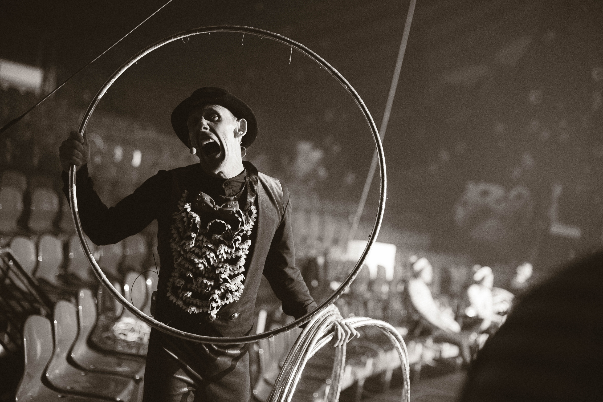 Подготовка шоу Сочи парк. Фотограф Кристина