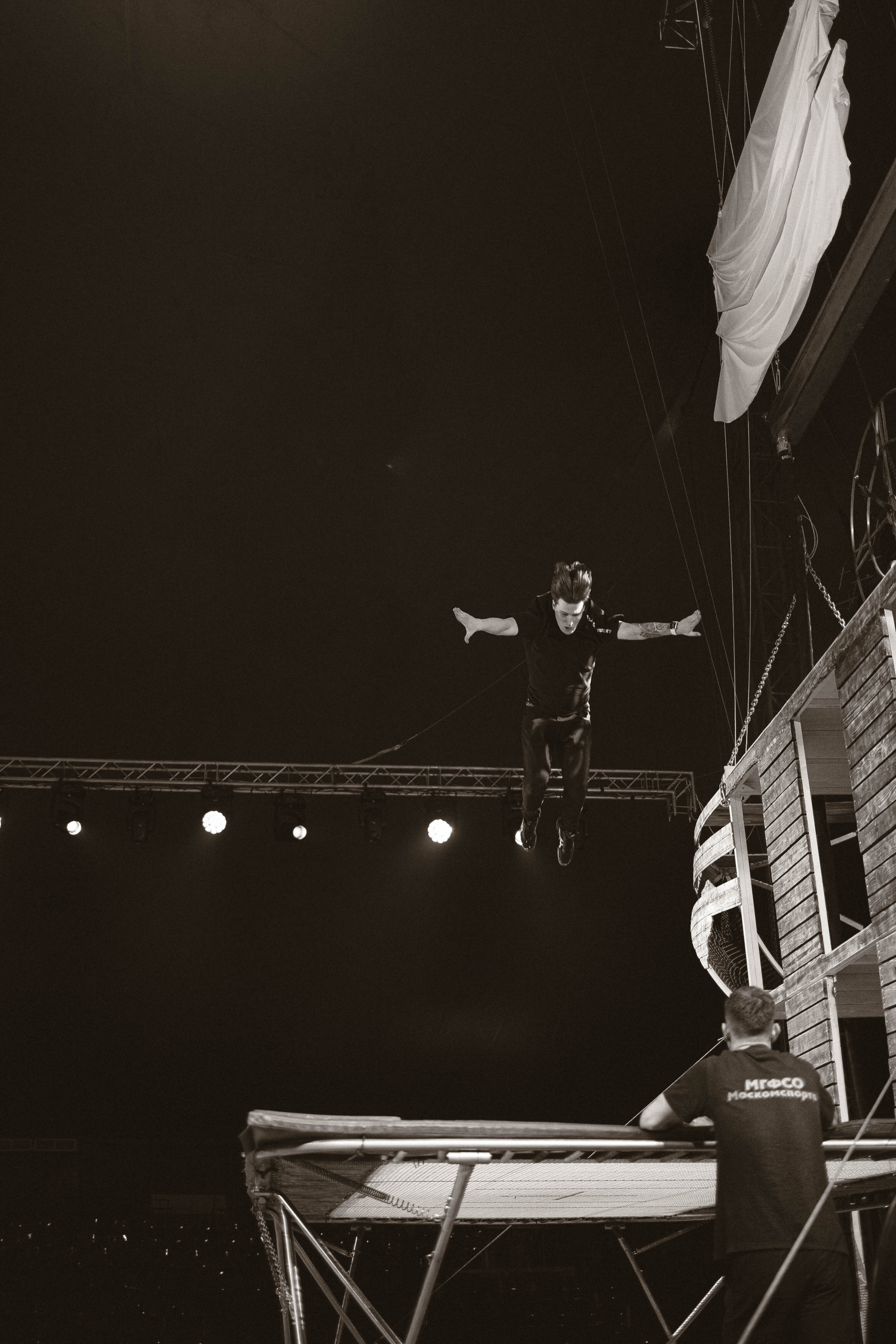 Подготовка шоу Сочи парк. Фотограф Кристина