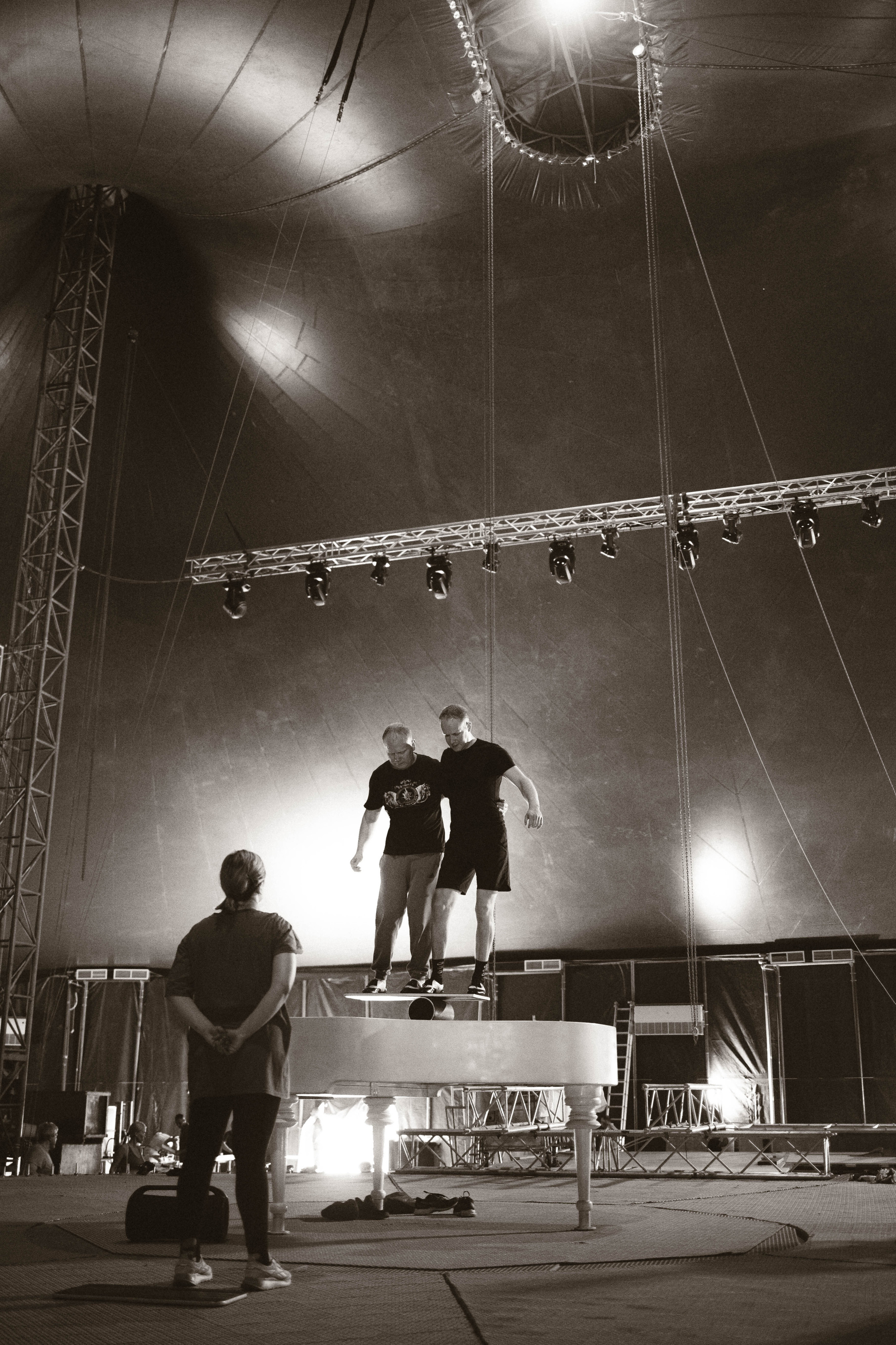 Подготовка шоу Сочи парк. Фотограф Кристина