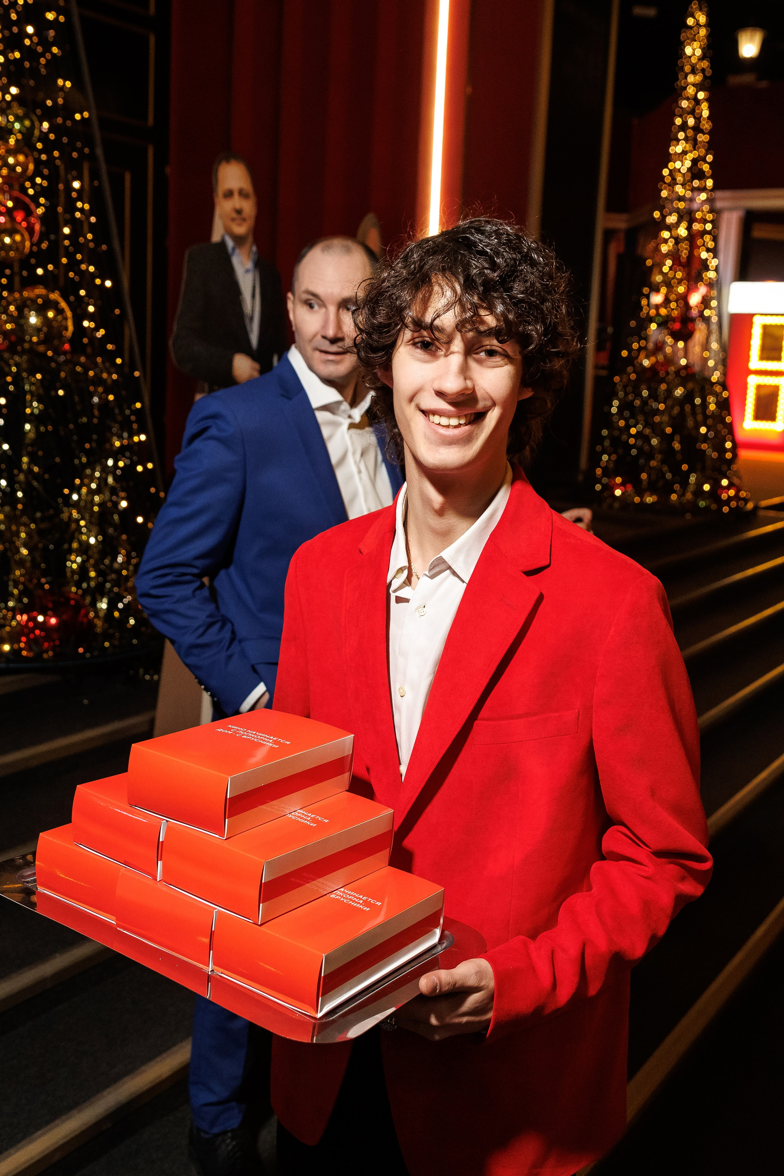 Большая Встреча Этажи