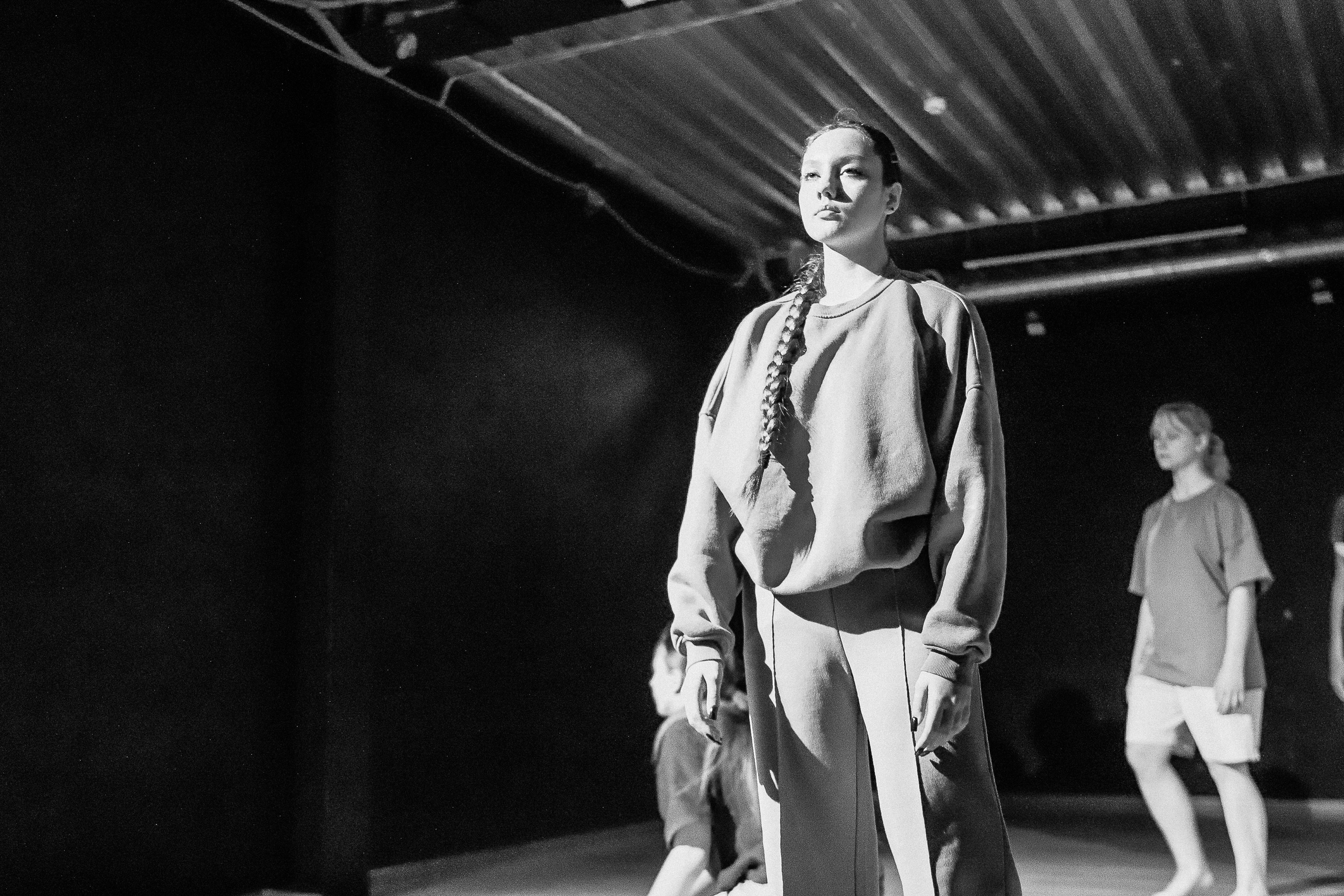 Современный показ Подземка. Небесные ласточки. Фотограф Юлия Мальцева