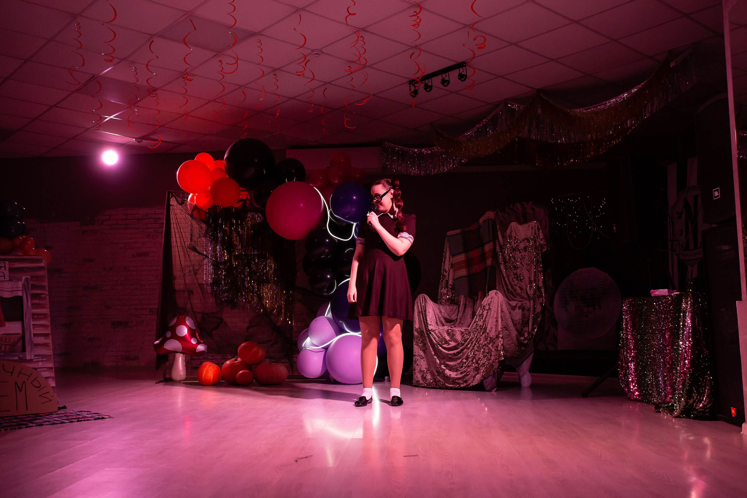 Верхом на помеле спектакль интерактивный. Семейный и детский фотограф Анна Петракова