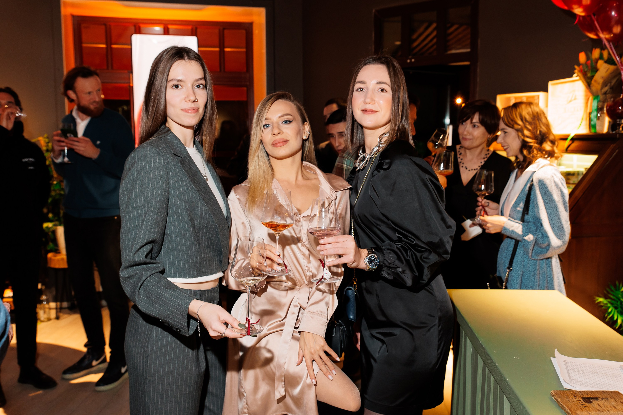 ВИНОТЕКА = ЭНОТЕКА [11 ЛЕТ]. СВОИ. ФОТООТЧЕТЫ-СОБЫТИЯ-МЕСТА