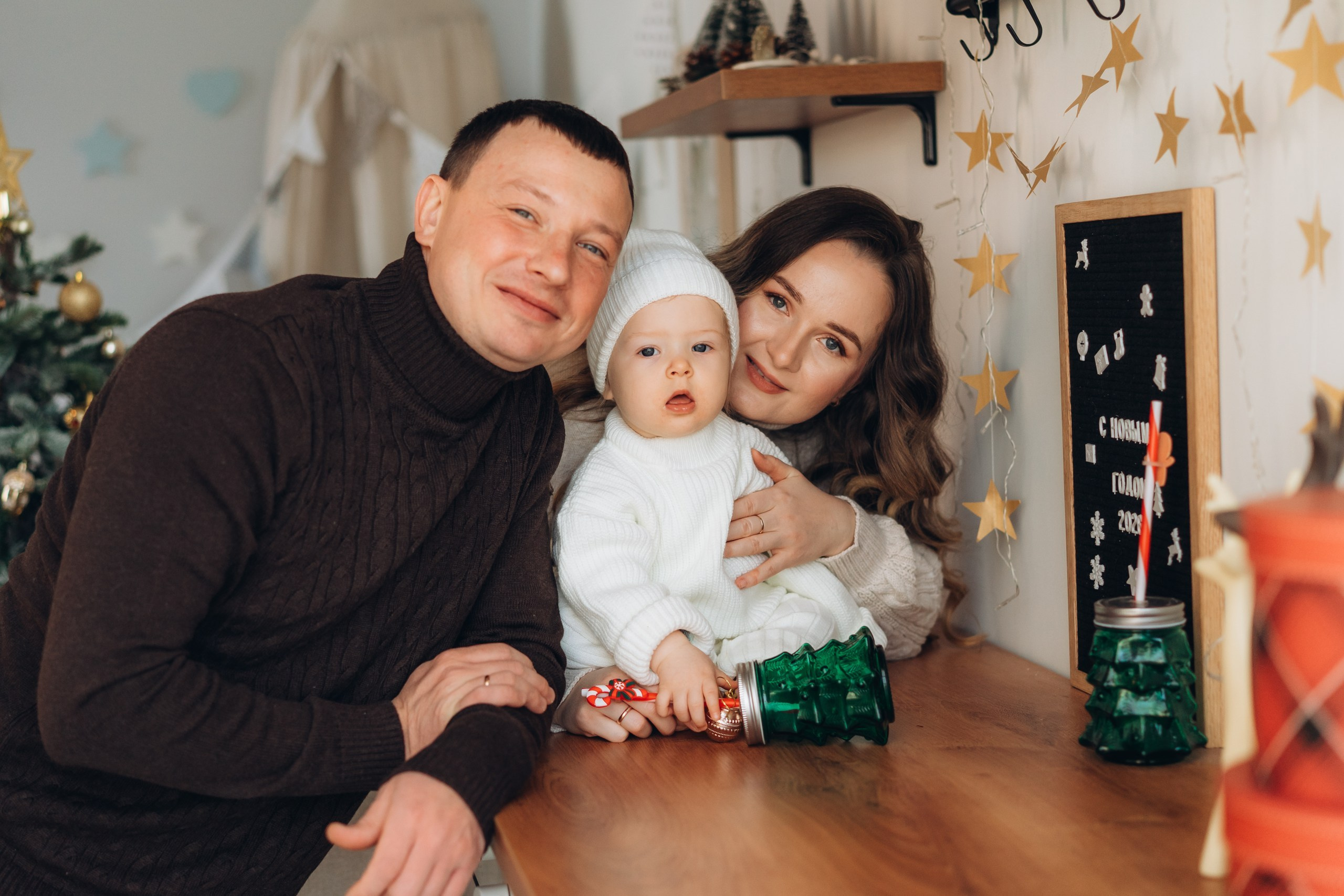 Семейная съемка в студии. Фотограф Екатеринбург Кокшарова Александра